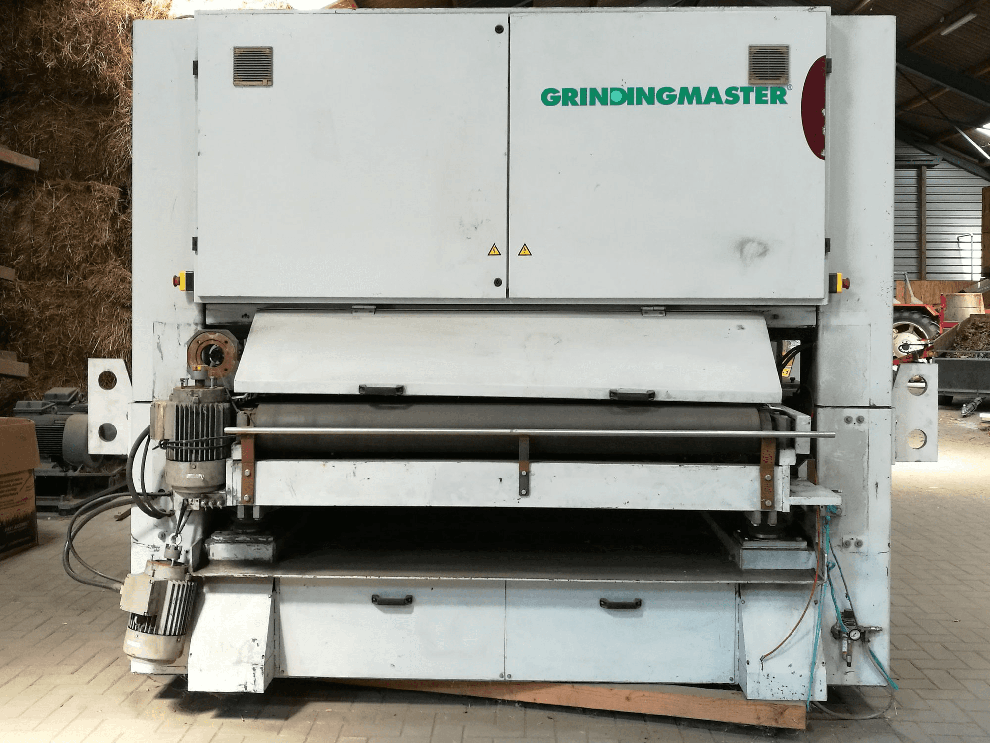 Makine TIMESAVERS - Önden görünüm MB-2-1600 Z2