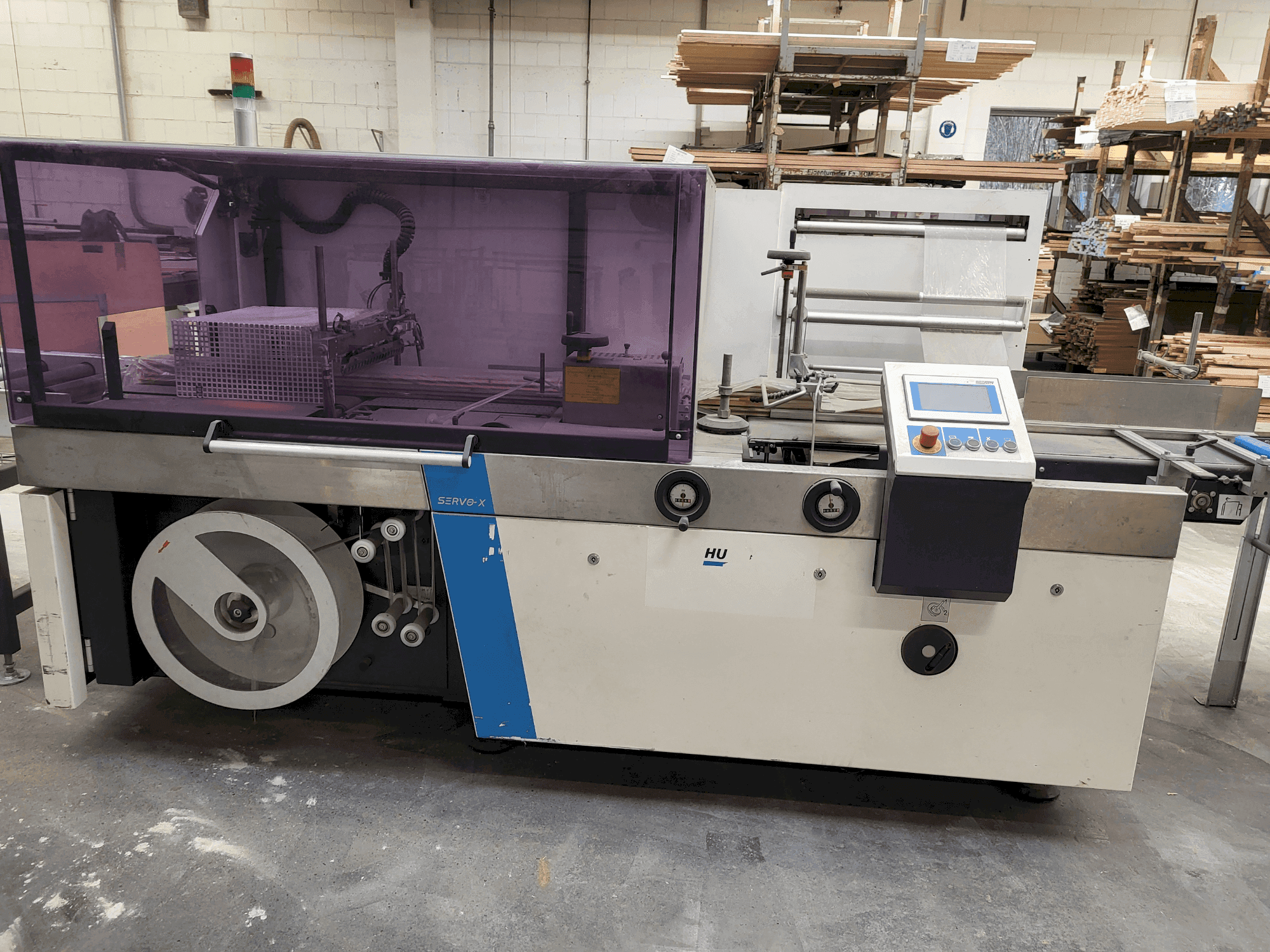 Makine HUGO BECK servo X - Önden görünüm