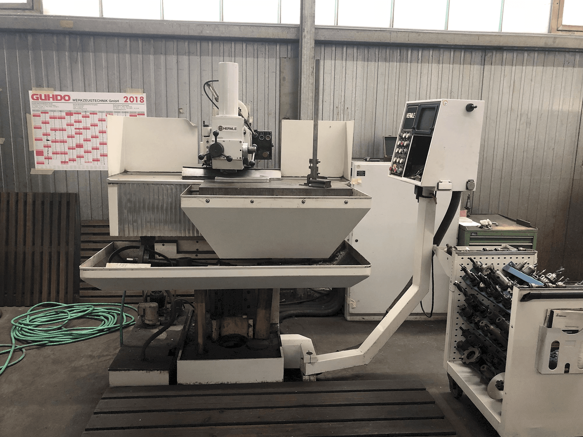 Makine HERMLE - Önden görünüm UWF 720