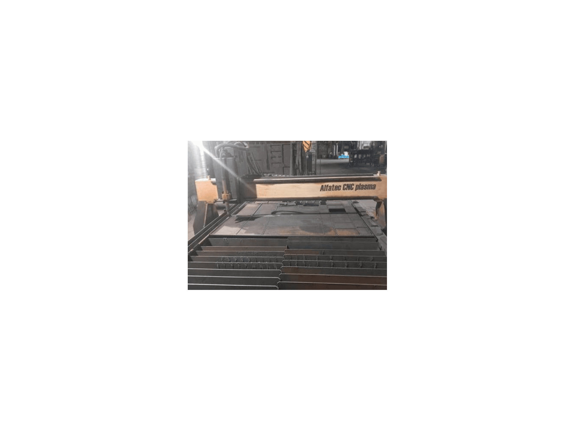 Makine ALFATEC CNC 1,5x3M PROFI - Önden görünüm