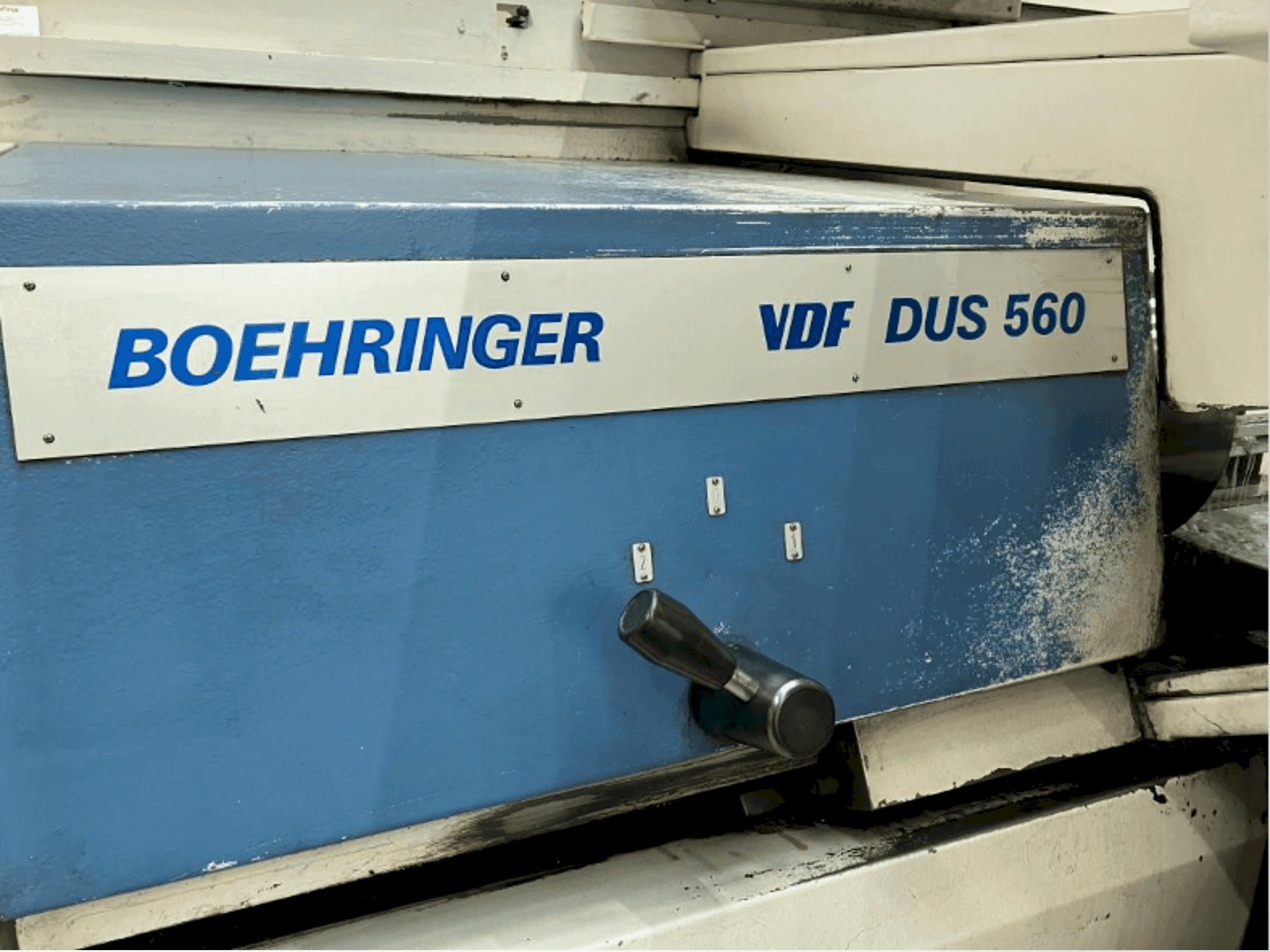 Makine BOEHRINGER VDF DUS 560 - Önden görünüm