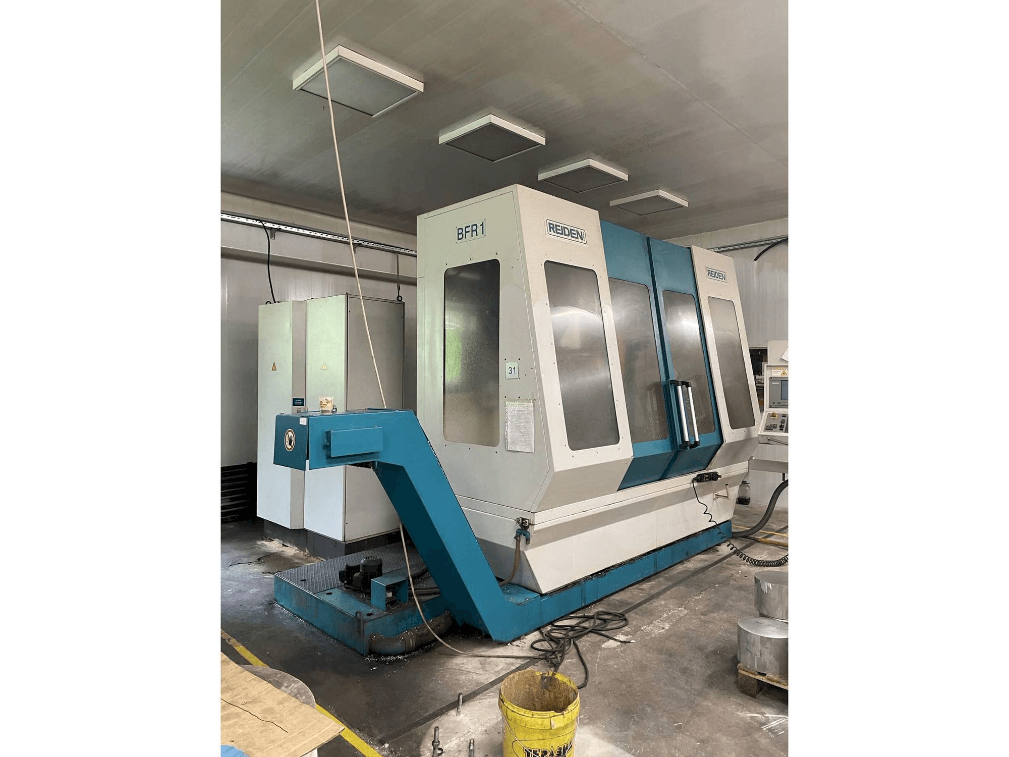 Makine Reiden BFR 1 - Önden görünüm