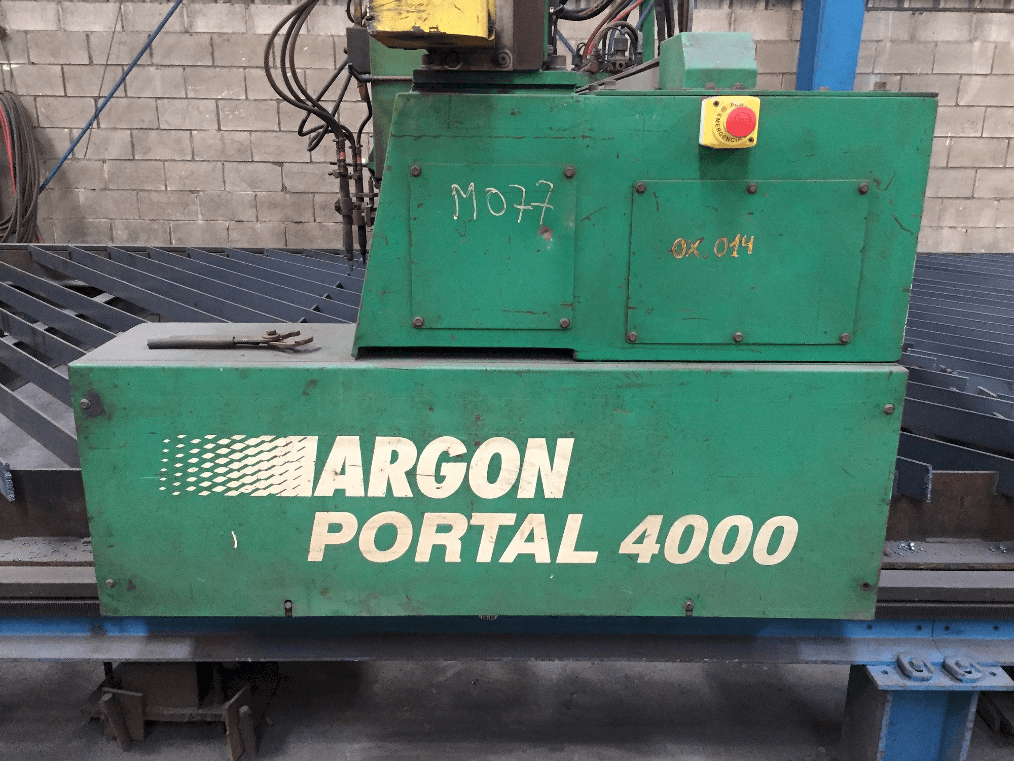 Makine ARGON PORTAL 4000 - Önden görünüm