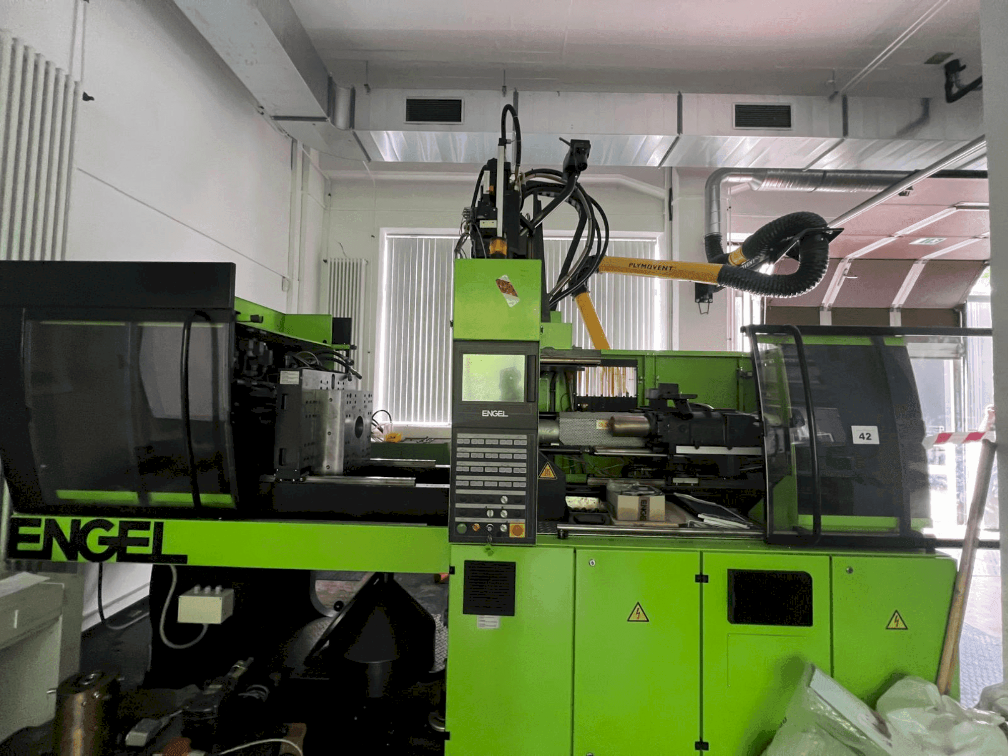 Makine Engel Victory 300H 80V/80 Combi - Önden görünüm