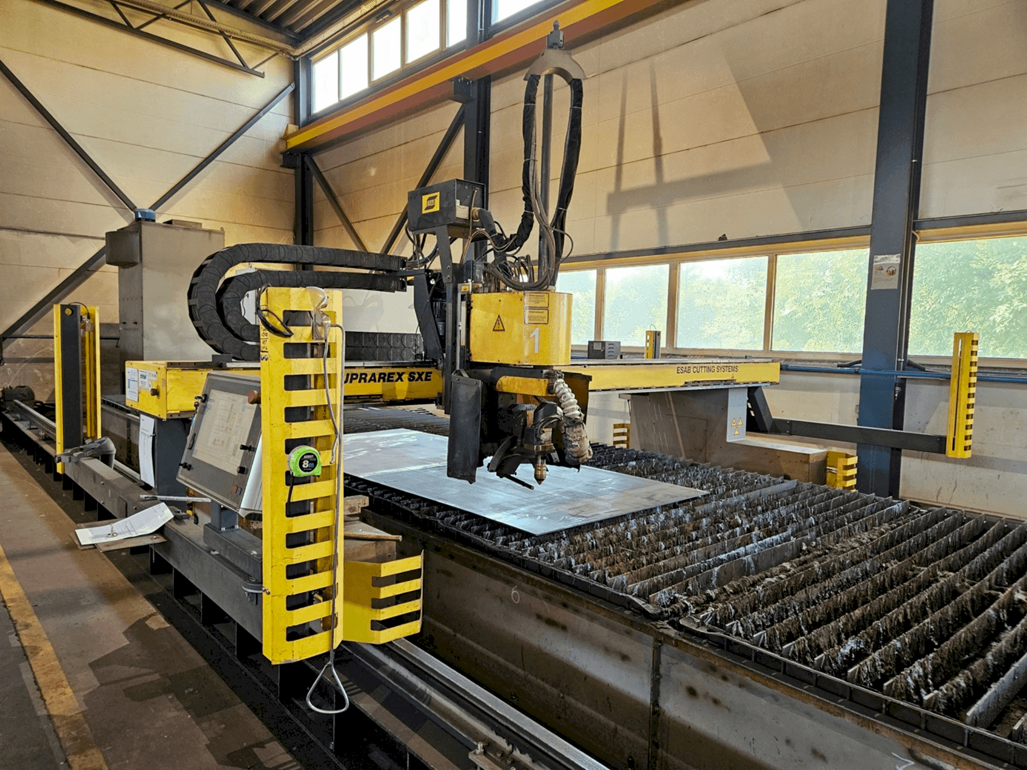 Makine ESAB Suprarex SXE HD 4000 230 V - Önden görünüm