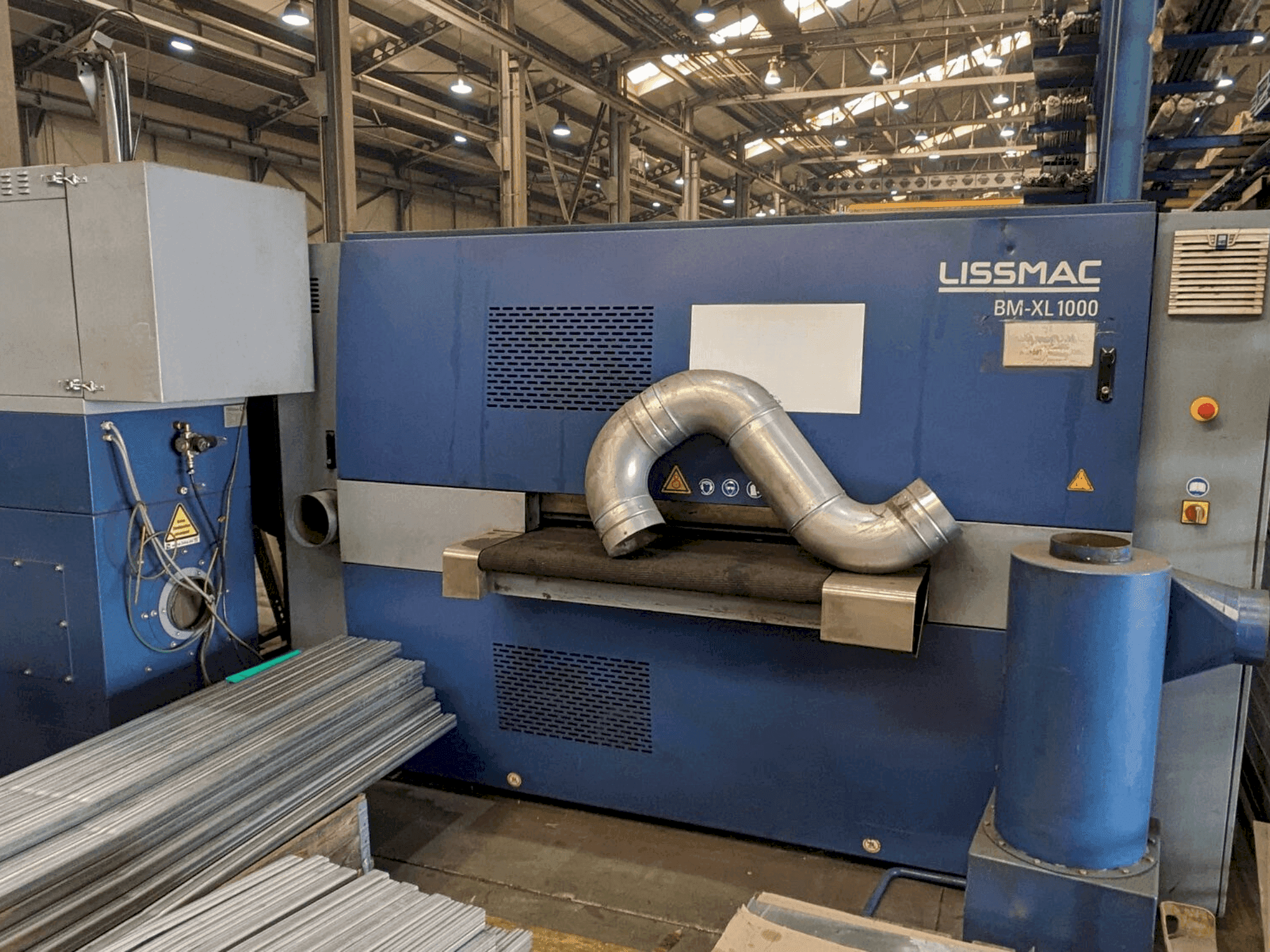 Makine LISSMAC SBM XL 1000 S2B2 - Önden görünüm