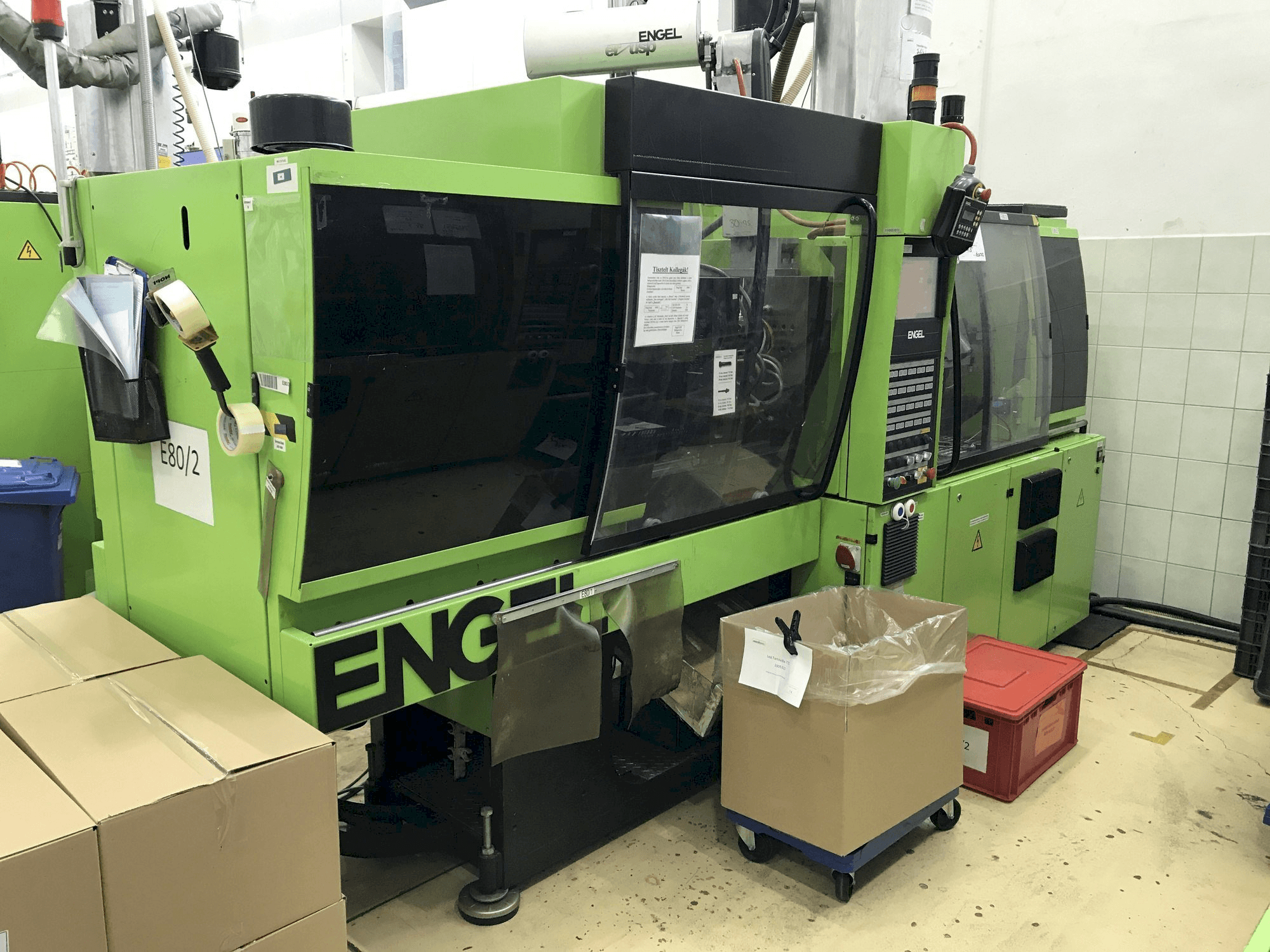Makine ENGEL VC 330/80 Tech - Önden görünüm