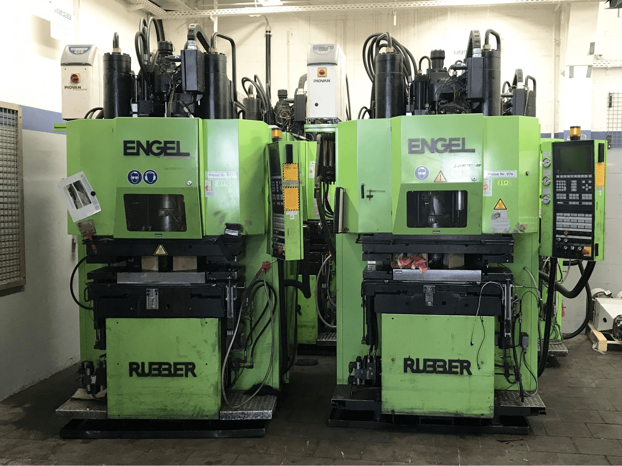 Makine ENGEL ES 200/45 VHTL - Önden görünüm