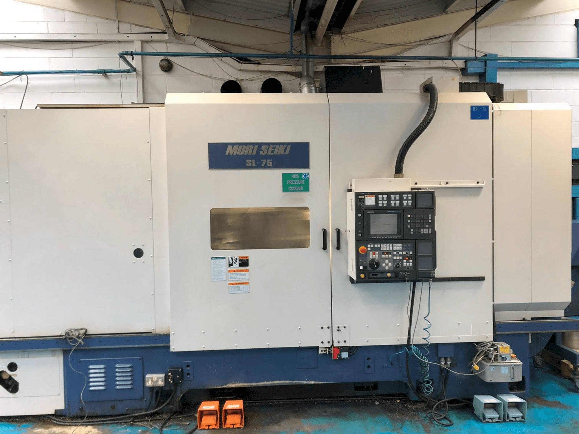 Makine MORI SEIKI SL75 - Önden görünüm