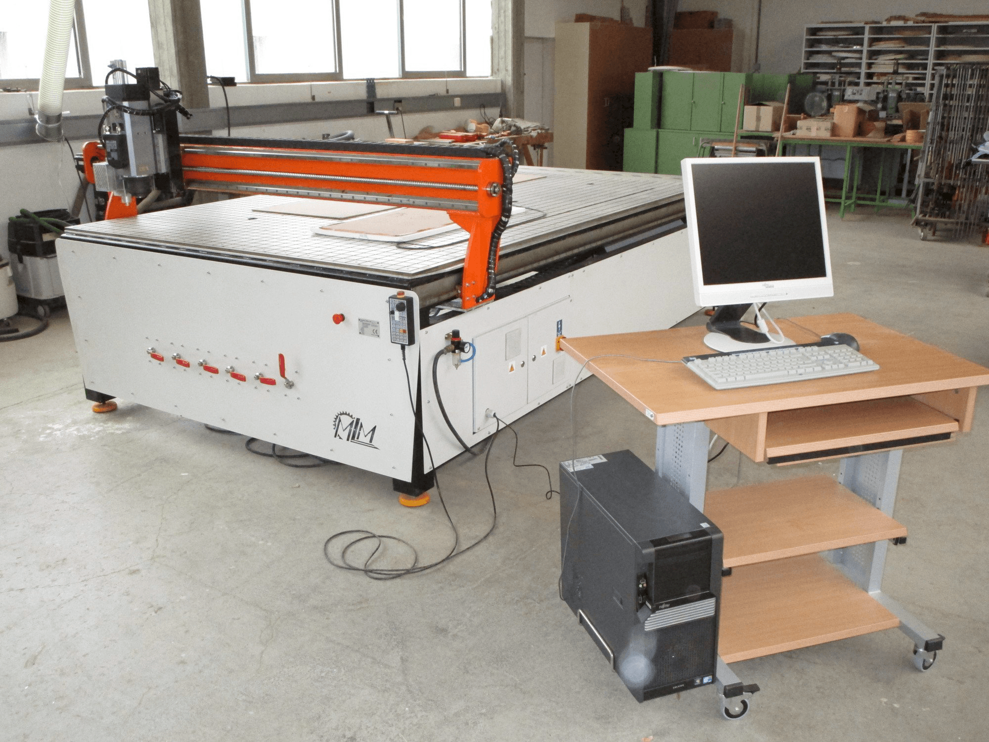 Makine MLM Ploter CNC - Önden görünüm