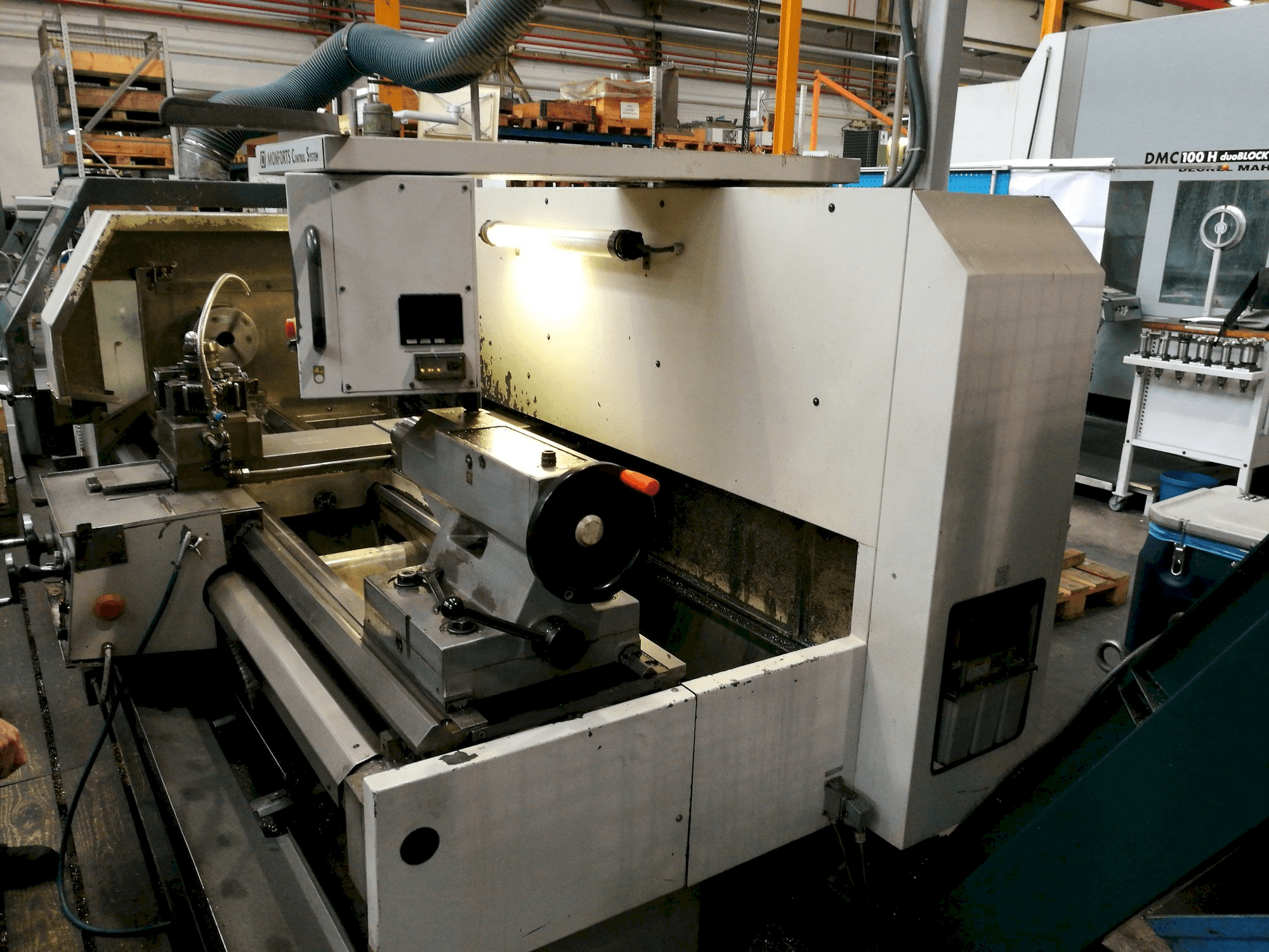 Makine Monforts KNC 6 - Önden görünüm