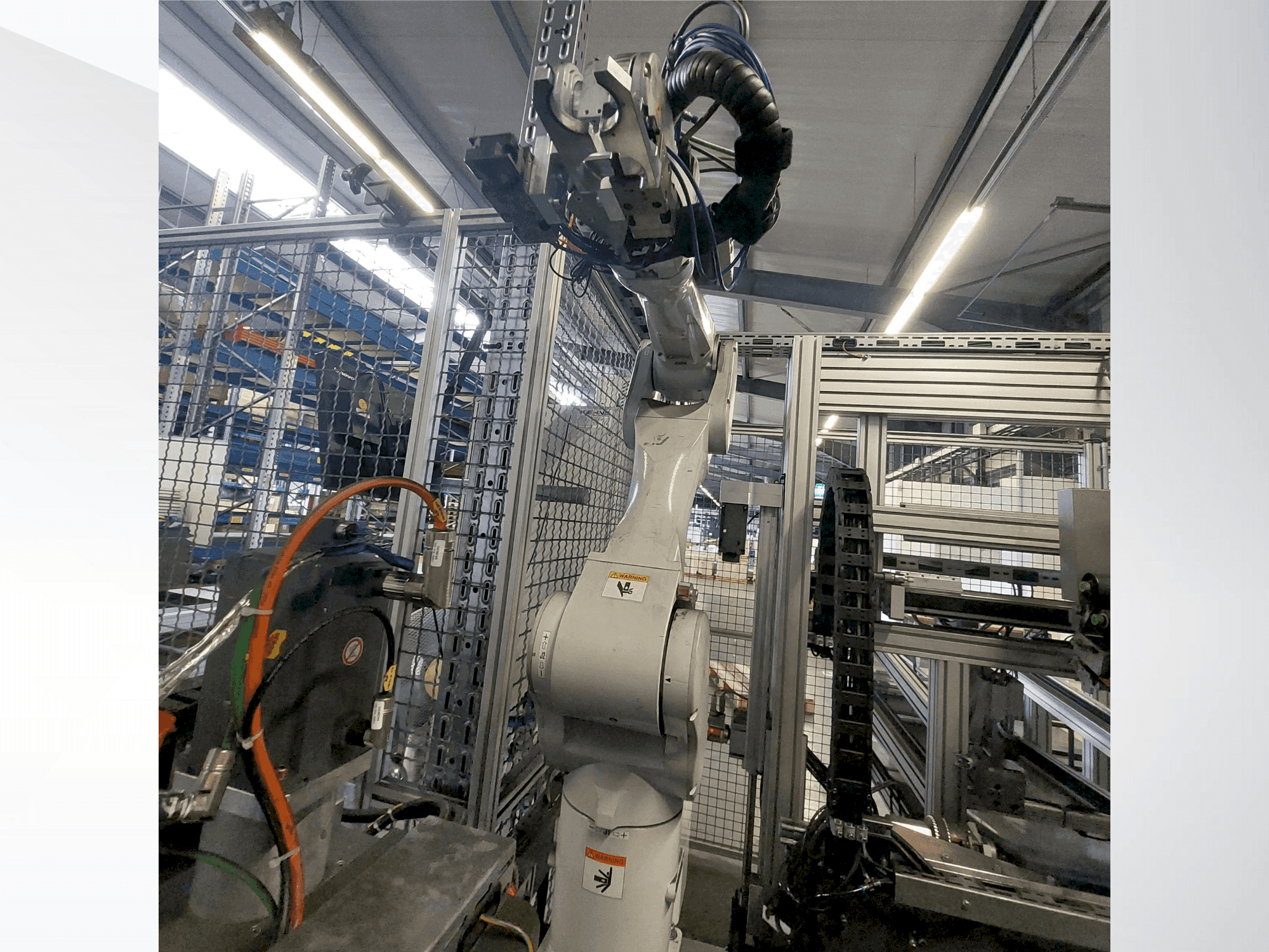Makine EPSON C8A-1401 S - Önden görünüm