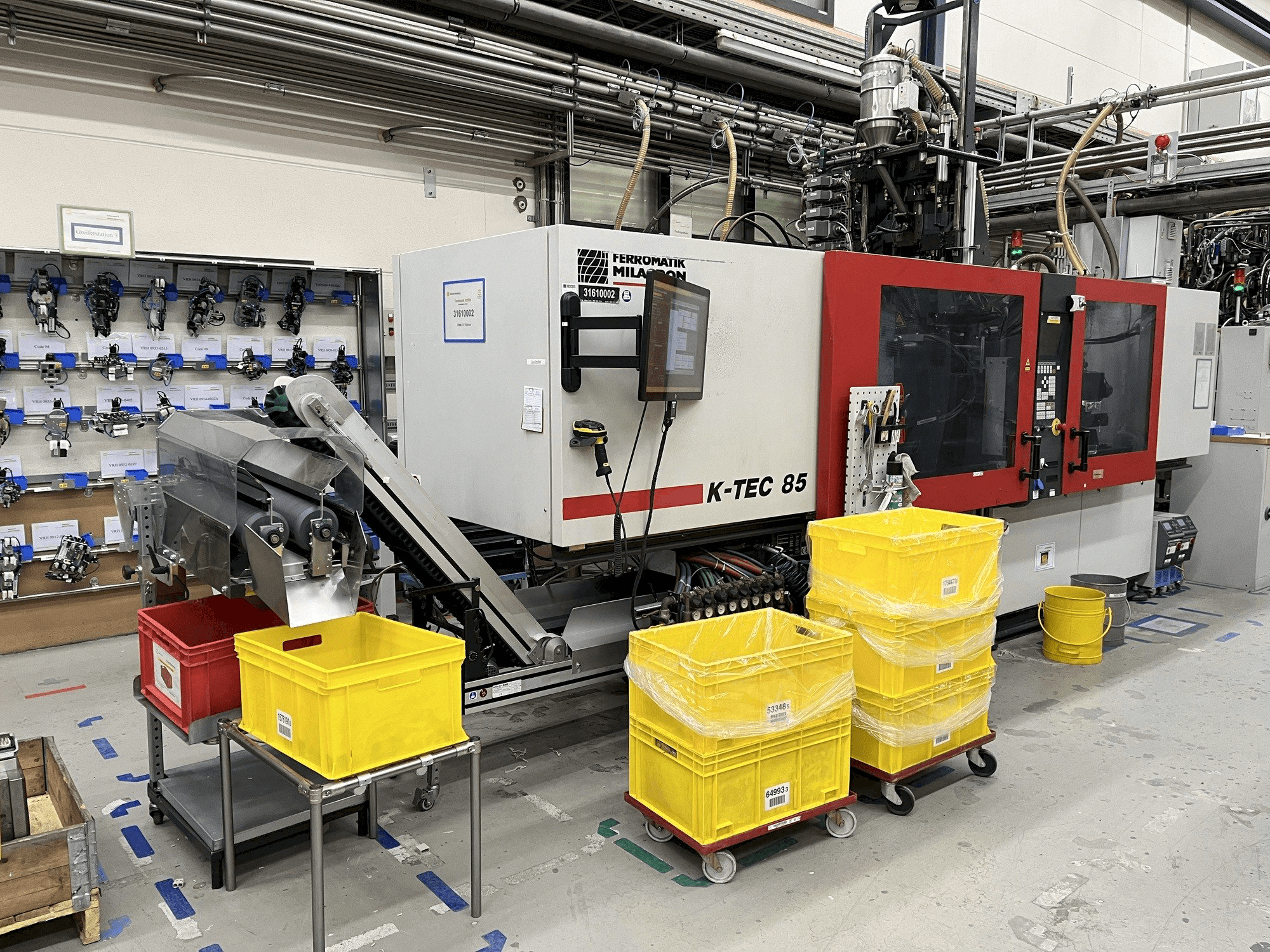 Makine FERROMATIK Milacron K-Tec 85 - Önden görünüm