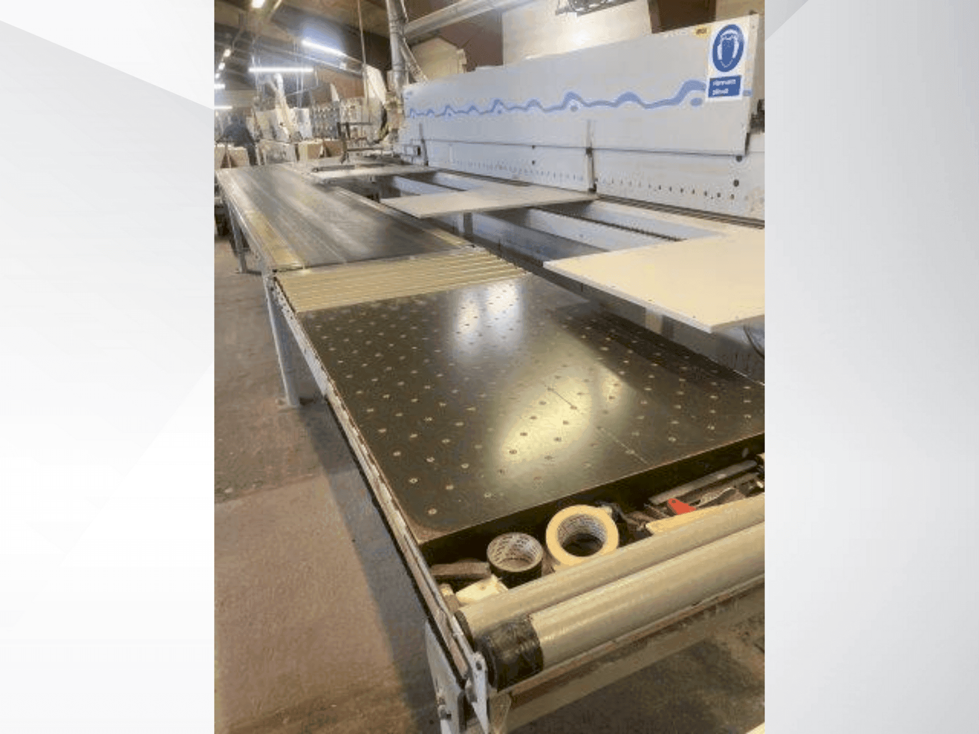 Makine BRANDT Ambition 1660 FGC - Önden görünüm