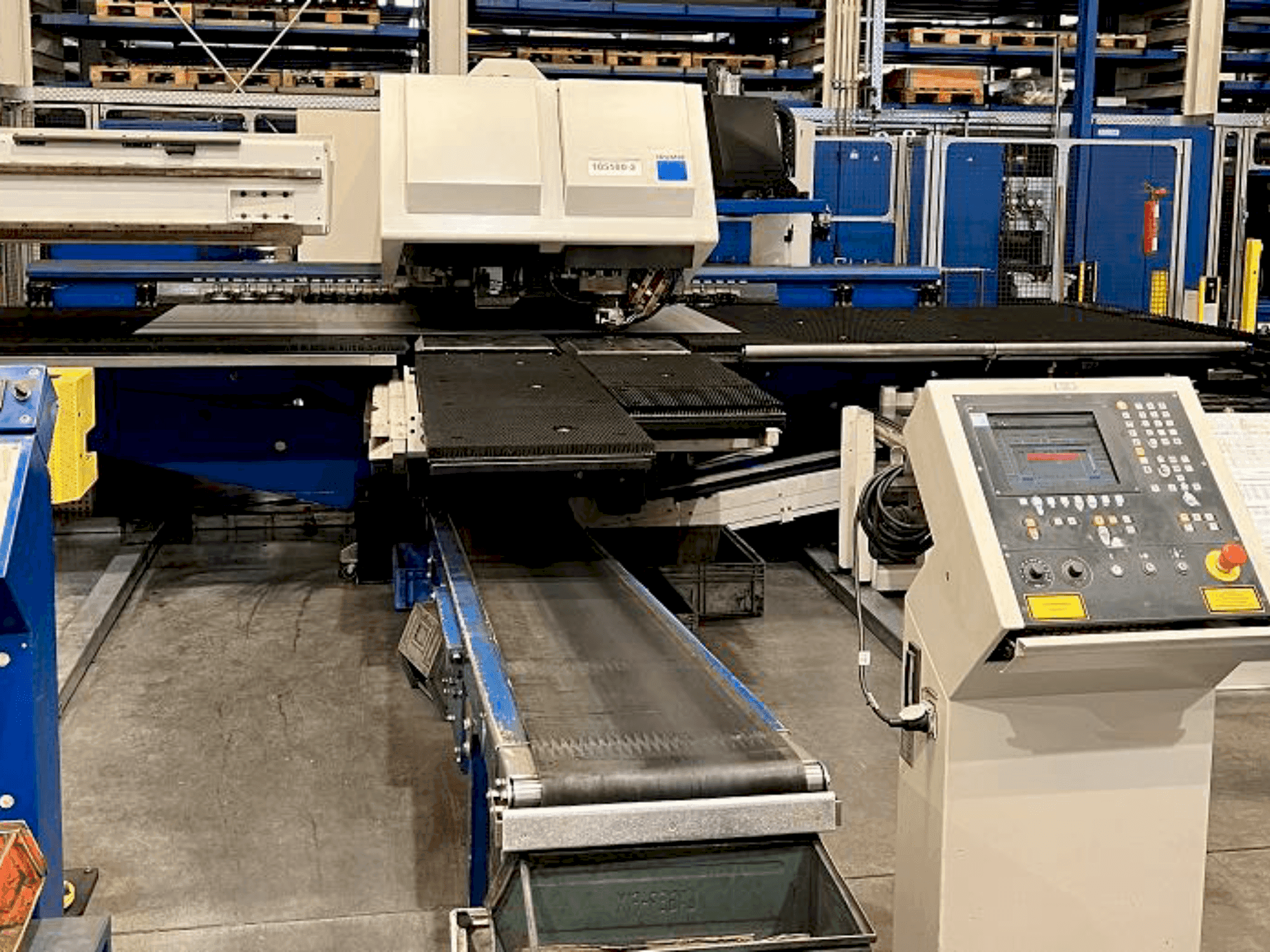 Makine TRUMPF Trumatic 6000 L + Sheetmaster - Önden görünüm