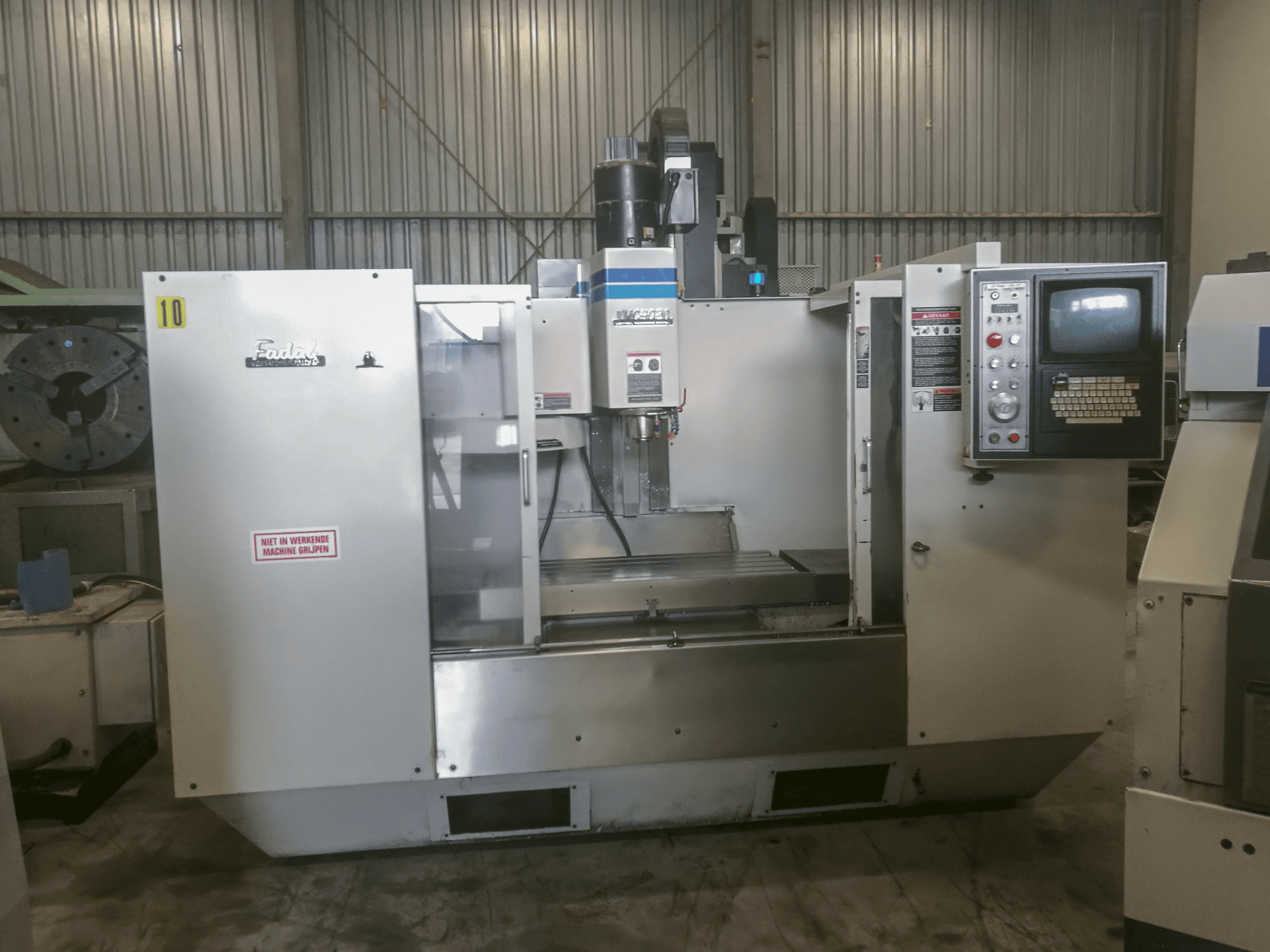 Makine FADAL - Önden görünüm VMC 4020HT
