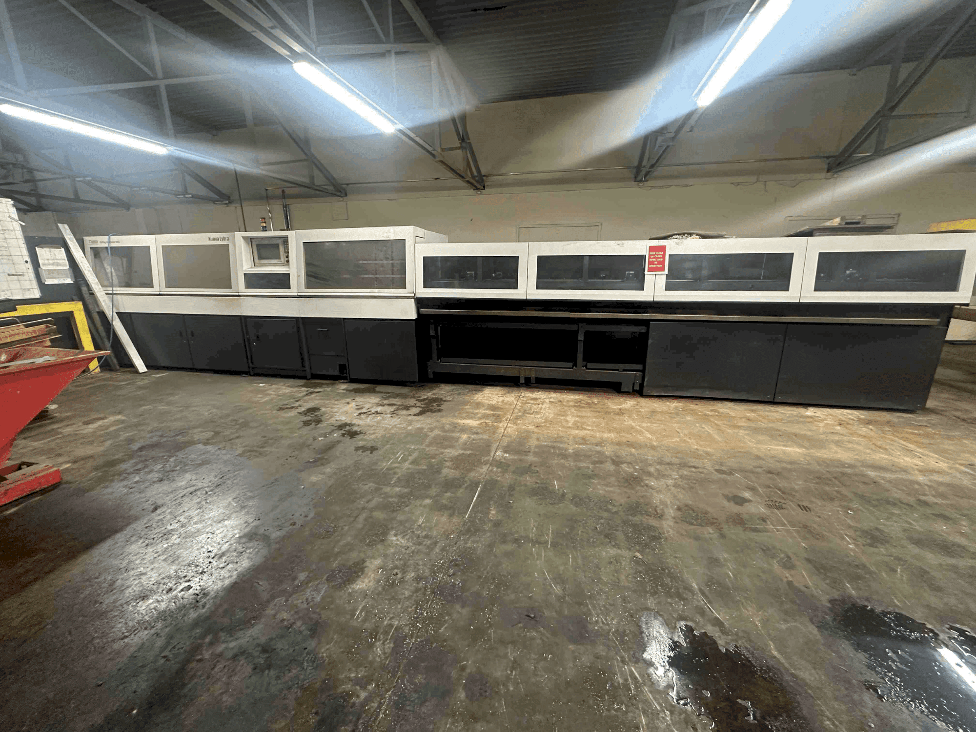 Makine RALC Conni Nouva Lybra - Önden görünüm