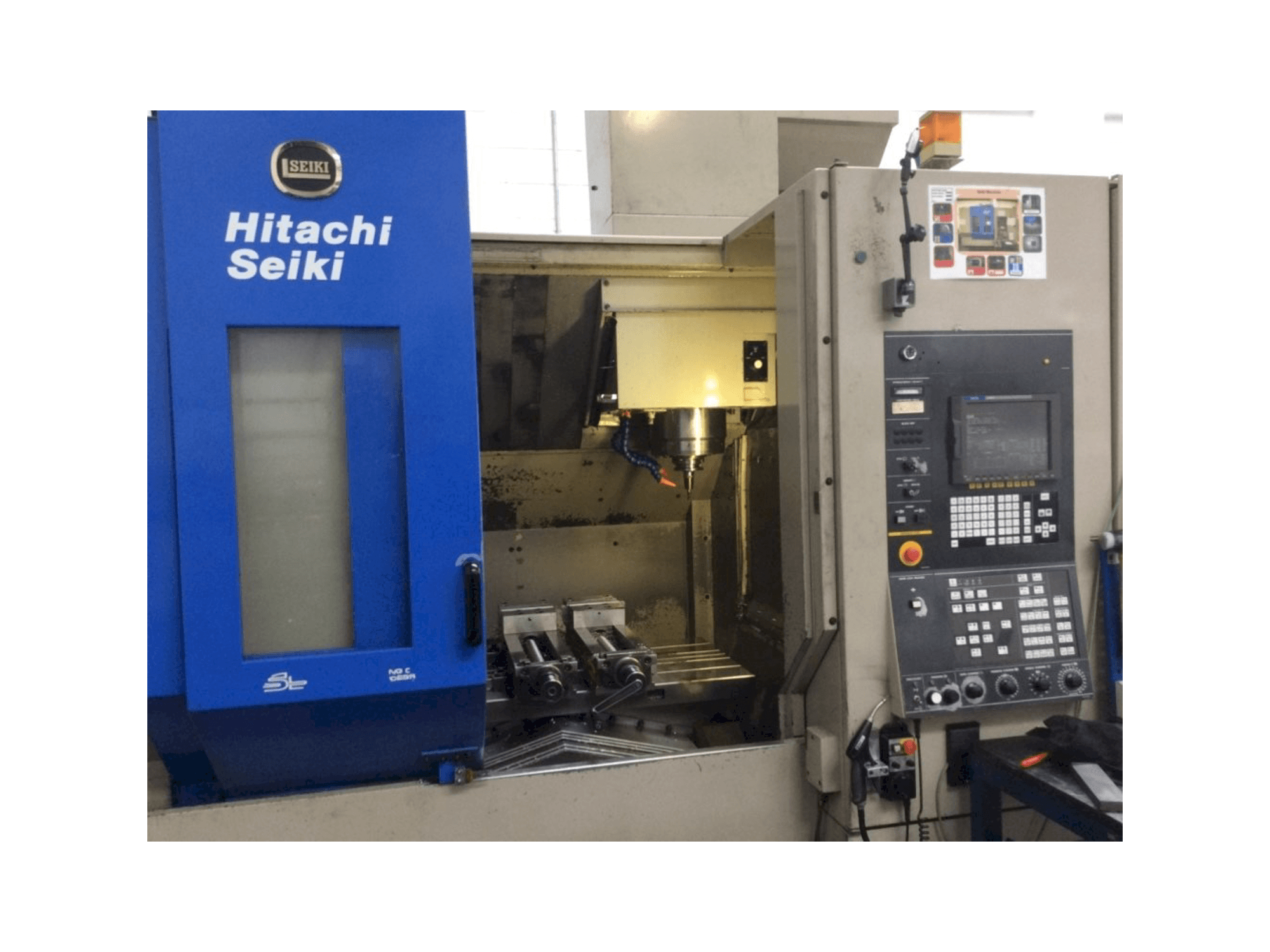 Makine HITACHI SEIKI VS50 - Önden görünüm