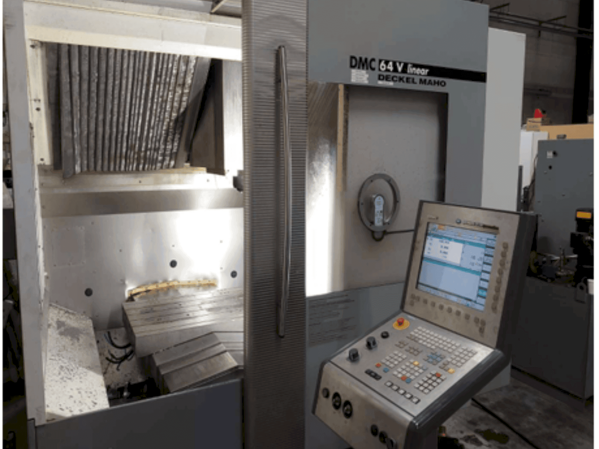 Makine DMG DECKEL MAHO DMC 64V linear - Önden görünüm