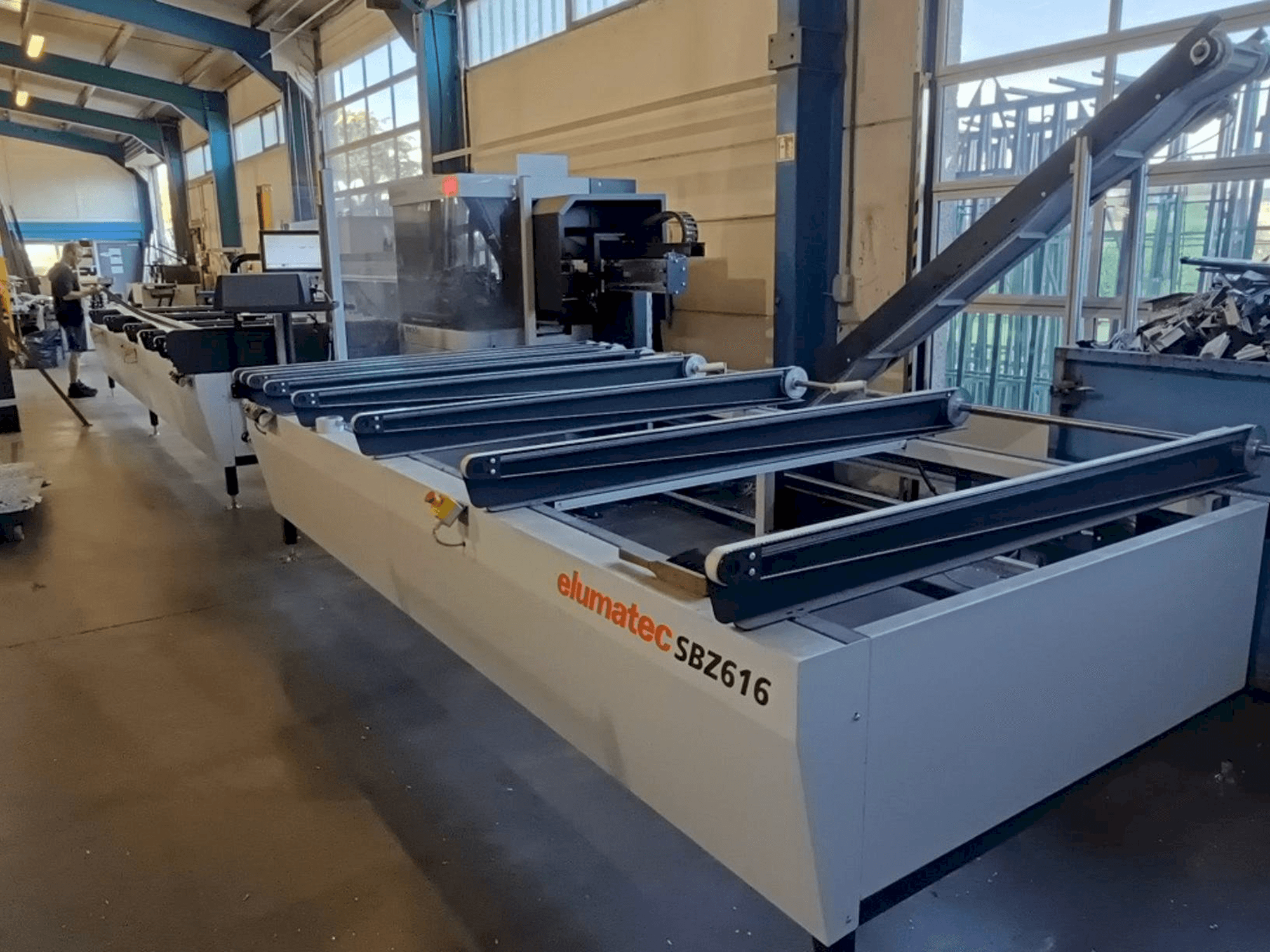 Makine Elumatec SBZ 616/02 - Önden görünüm
