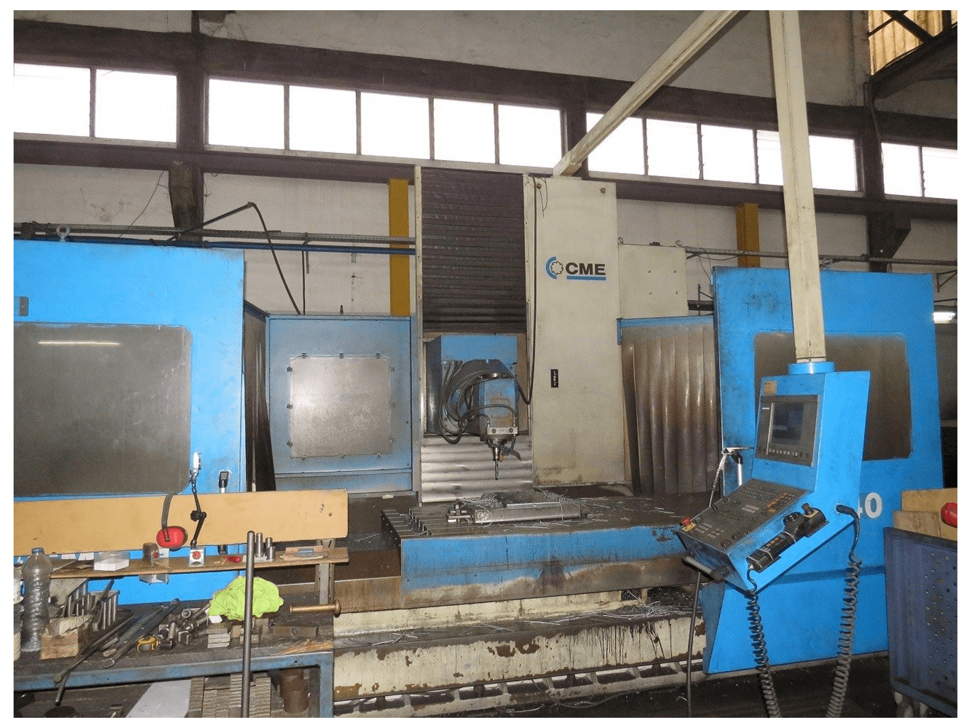 Makine CME HZ40 - Önden görünüm