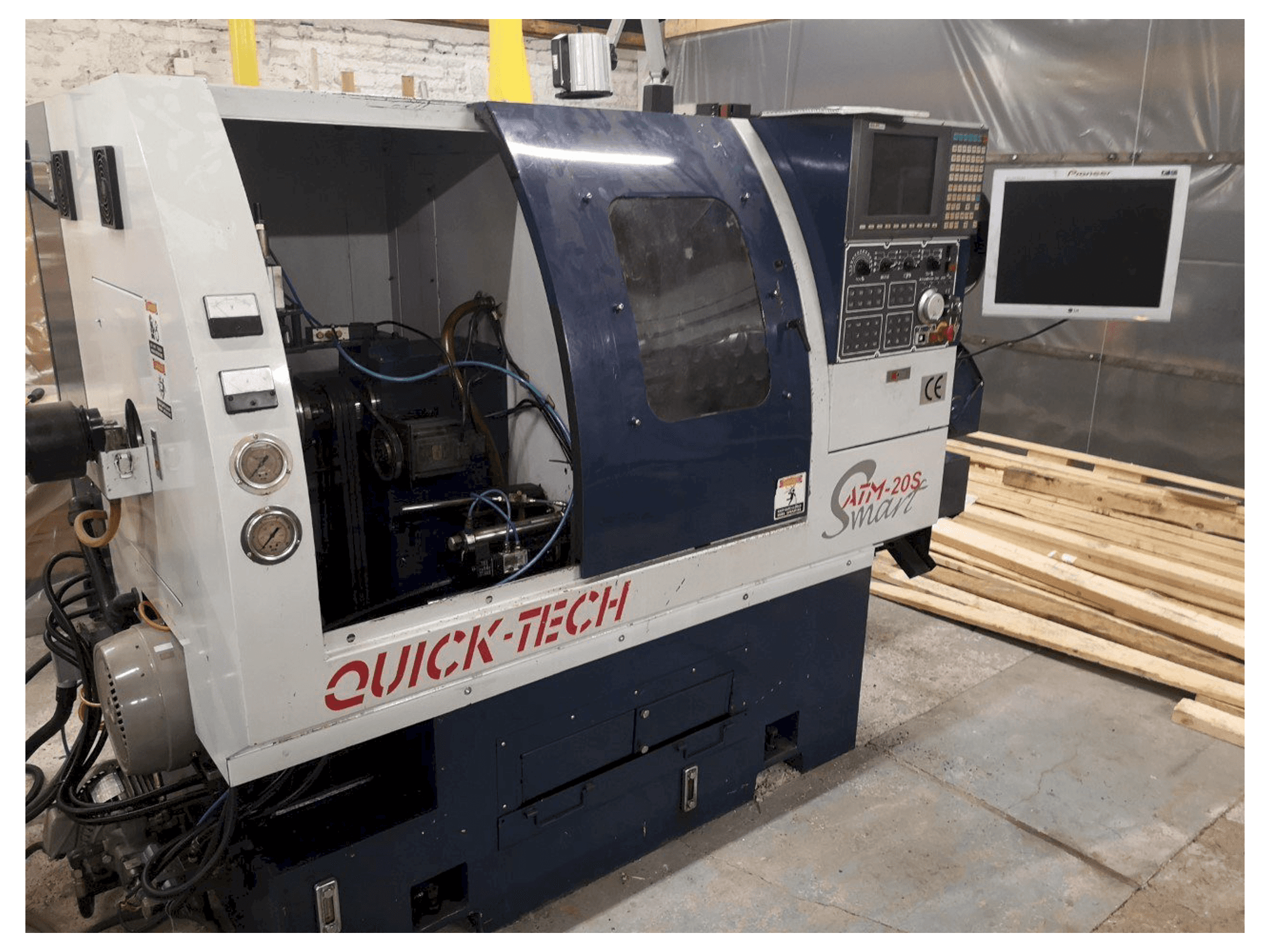 Makine Quick-Tech ATM 20S - Önden görünüm