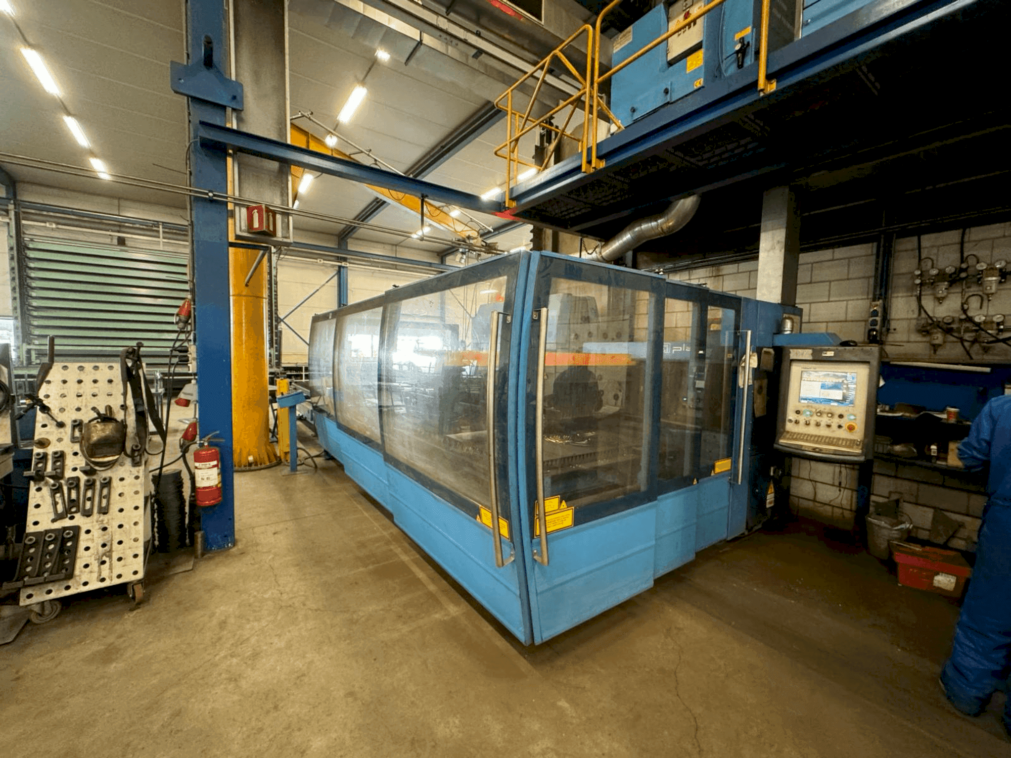 Makine Prima Power Platino 1530HS 3kW CO2 - Önden görünüm