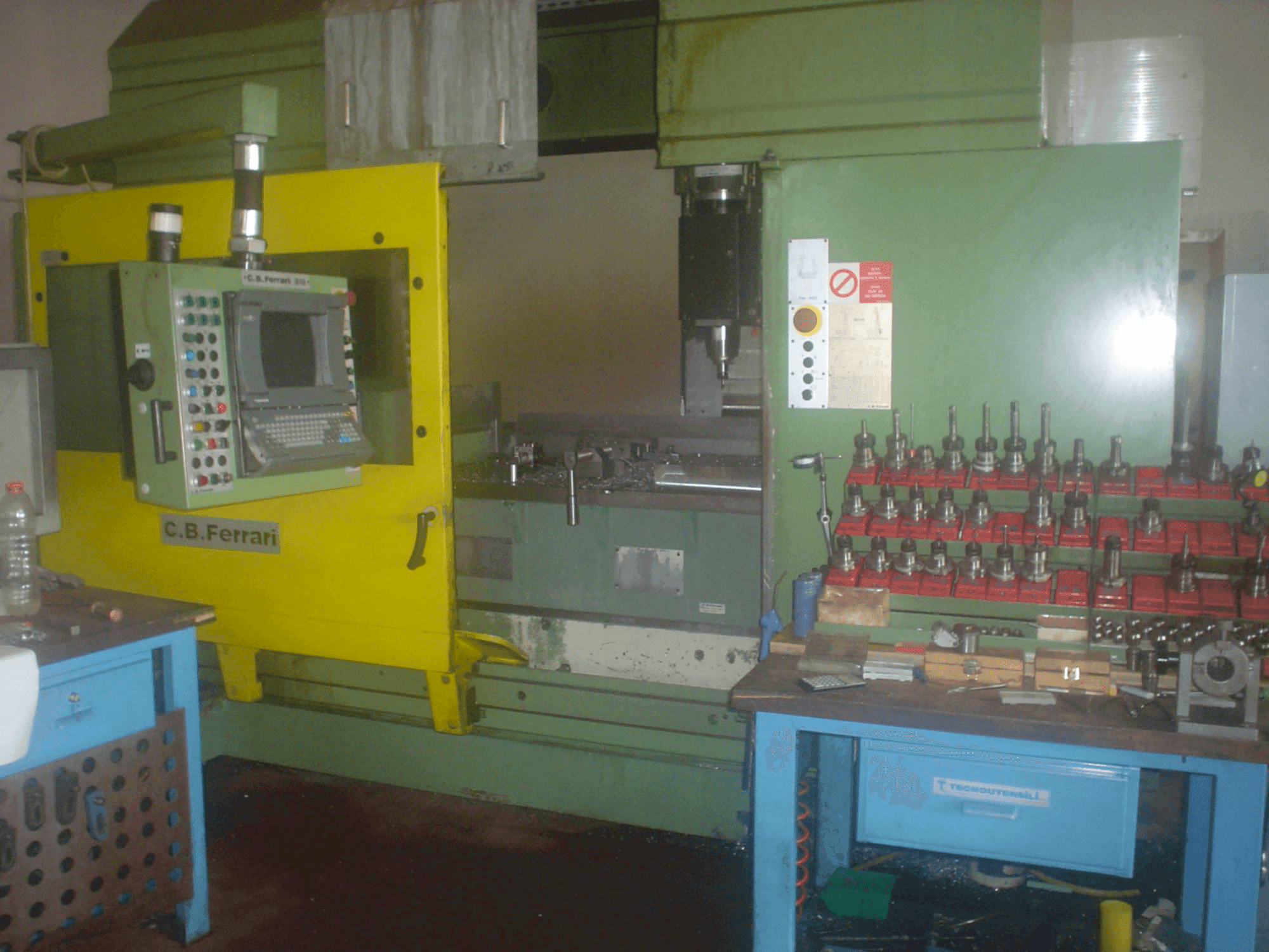 Makine C.B. Ferrari B18 - Önden görünüm