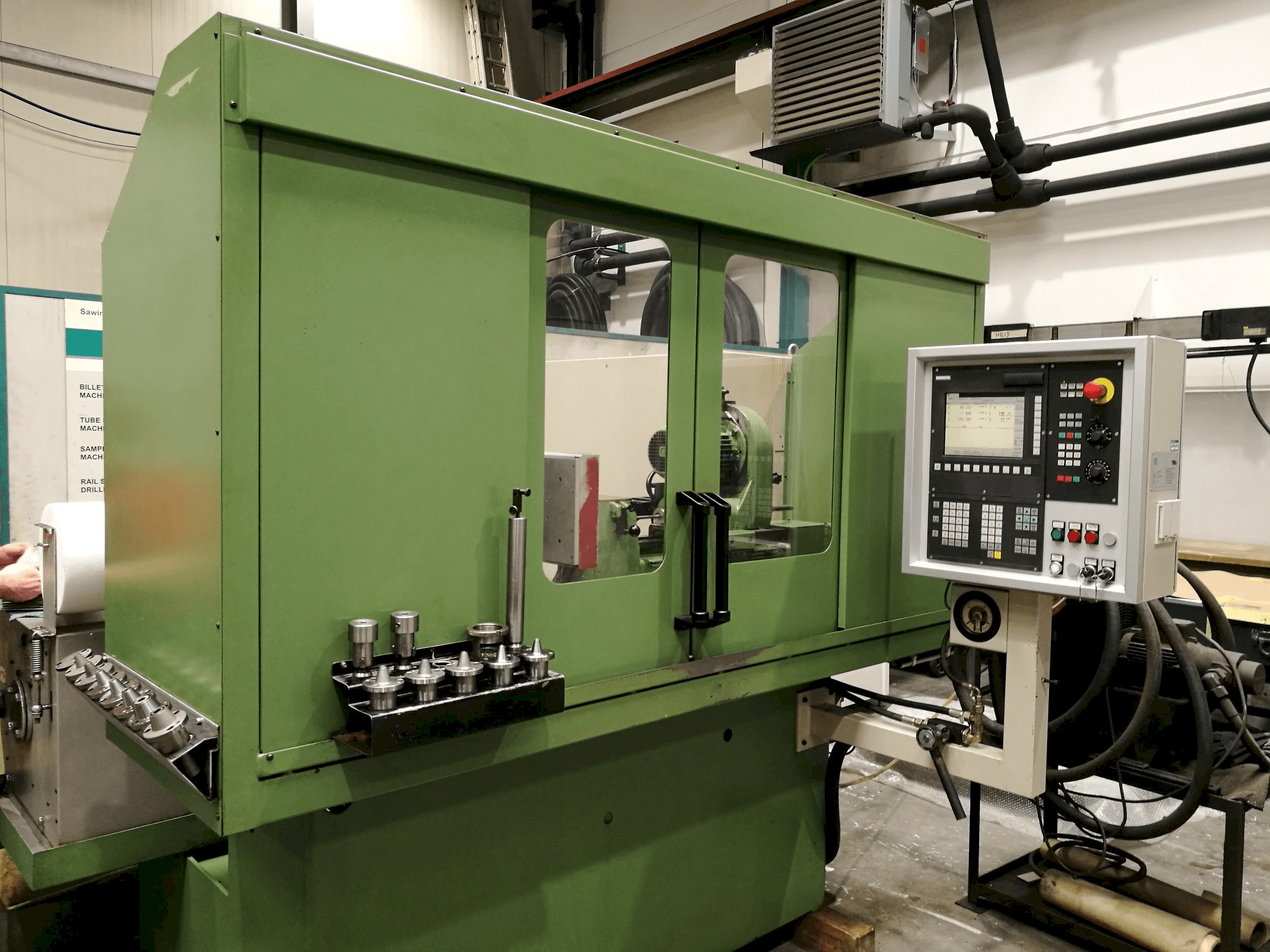 Makine TTB M10 400 NC - Önden görünüm