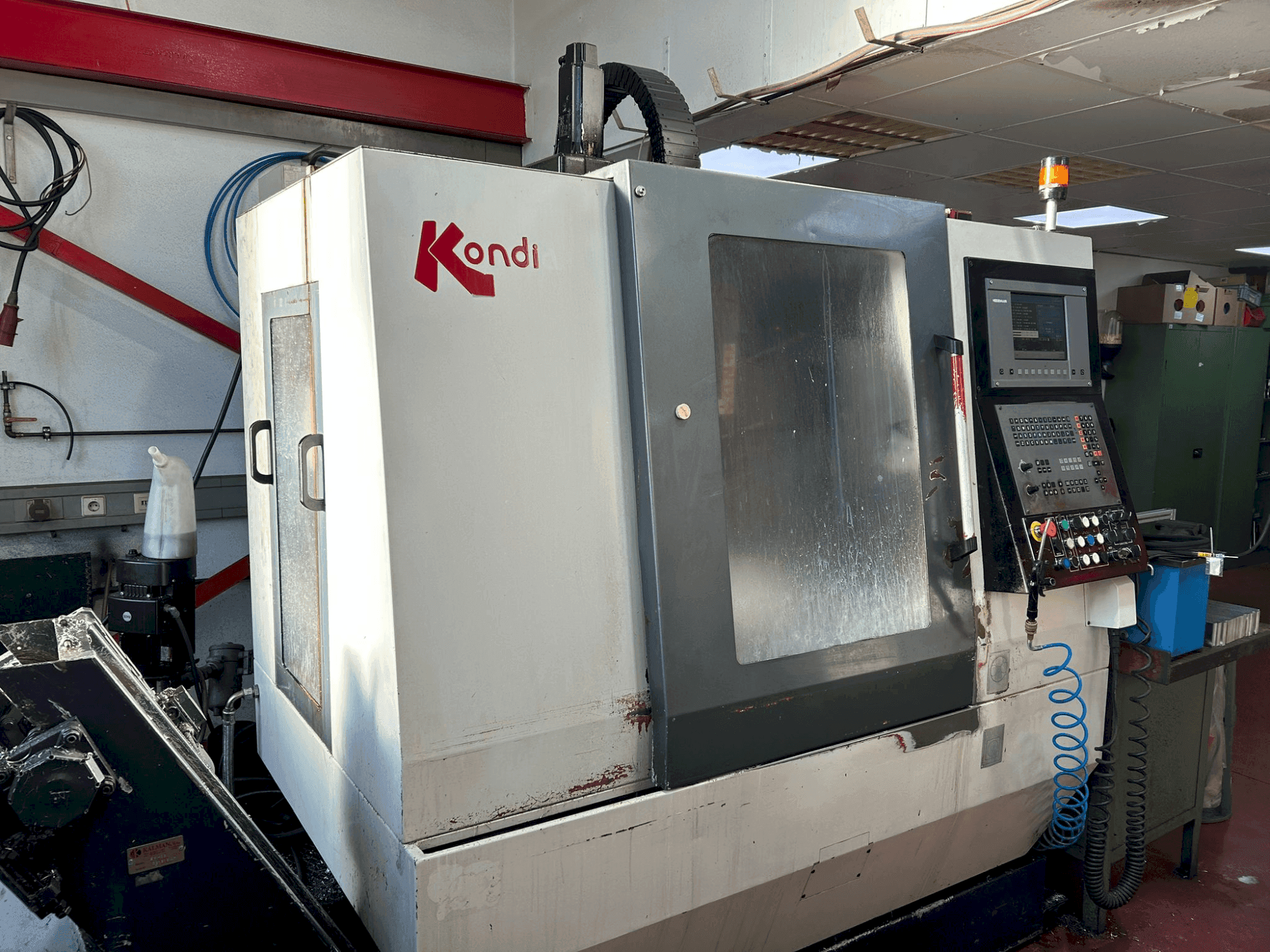 Makine KONDIA B-640 - Önden görünüm