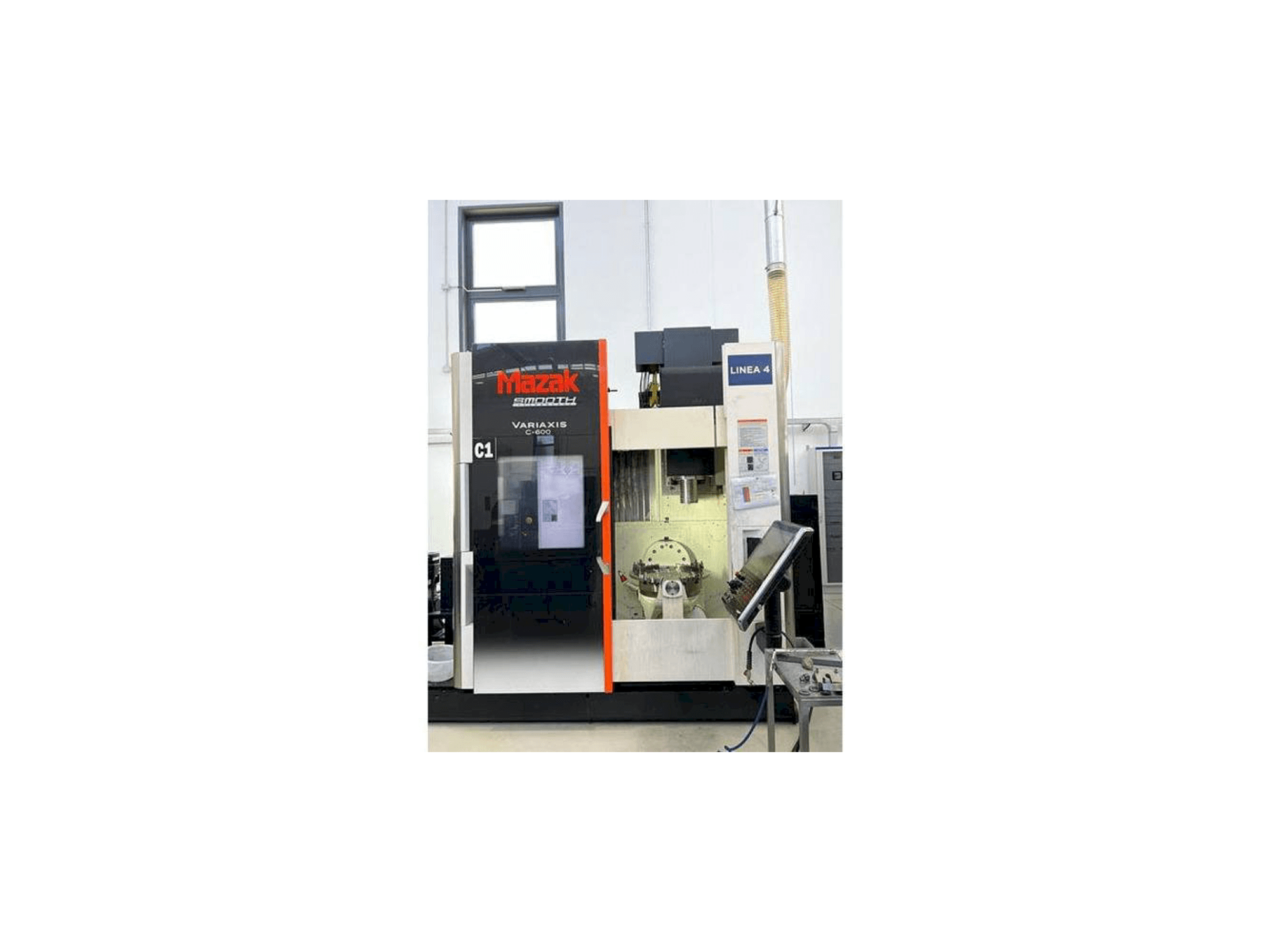 Makine Mazak VARIAXIS C 600 - Önden görünüm