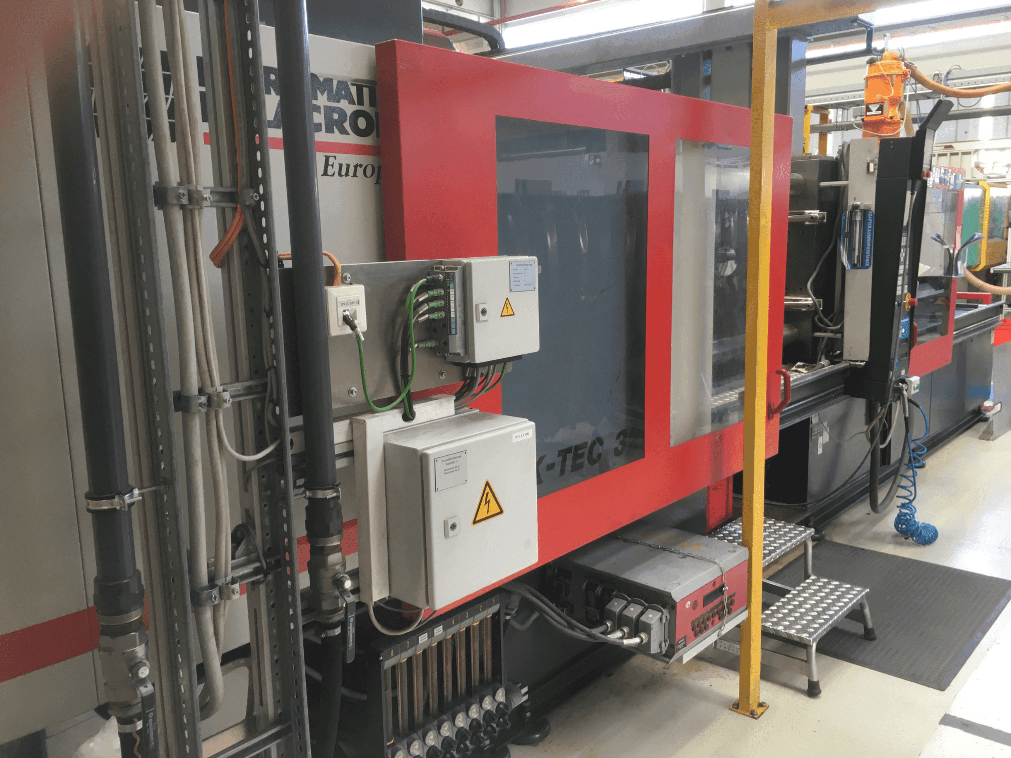 Makine FERROMATIK K-TEC 320 S - Önden görünüm