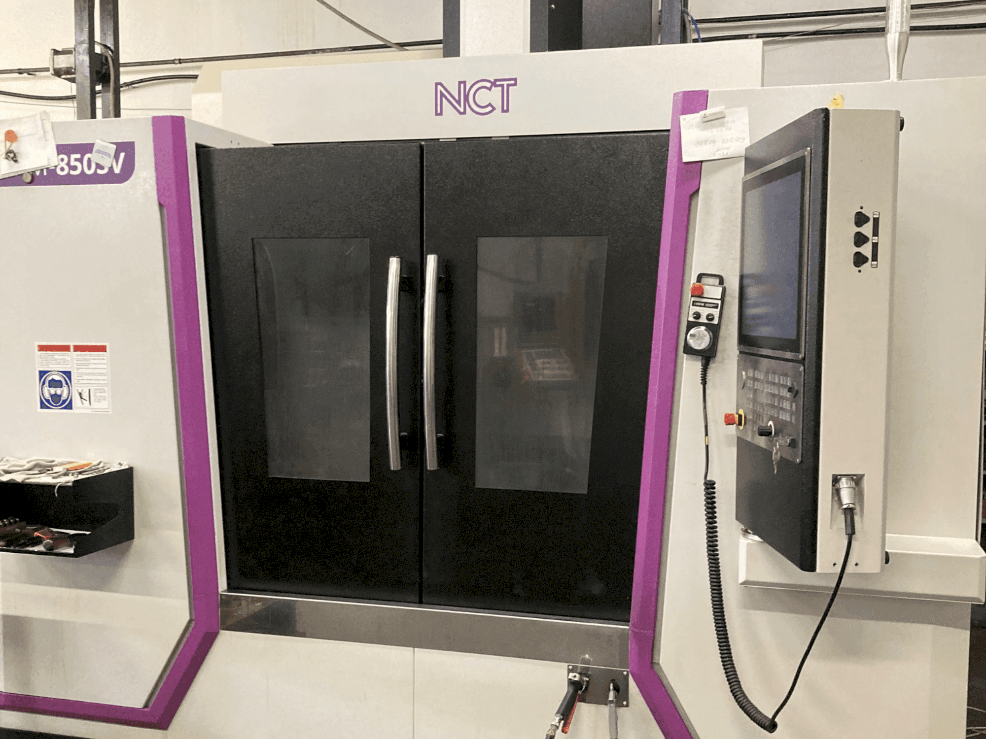 Makine NCT MM-850SV - Önden görünüm