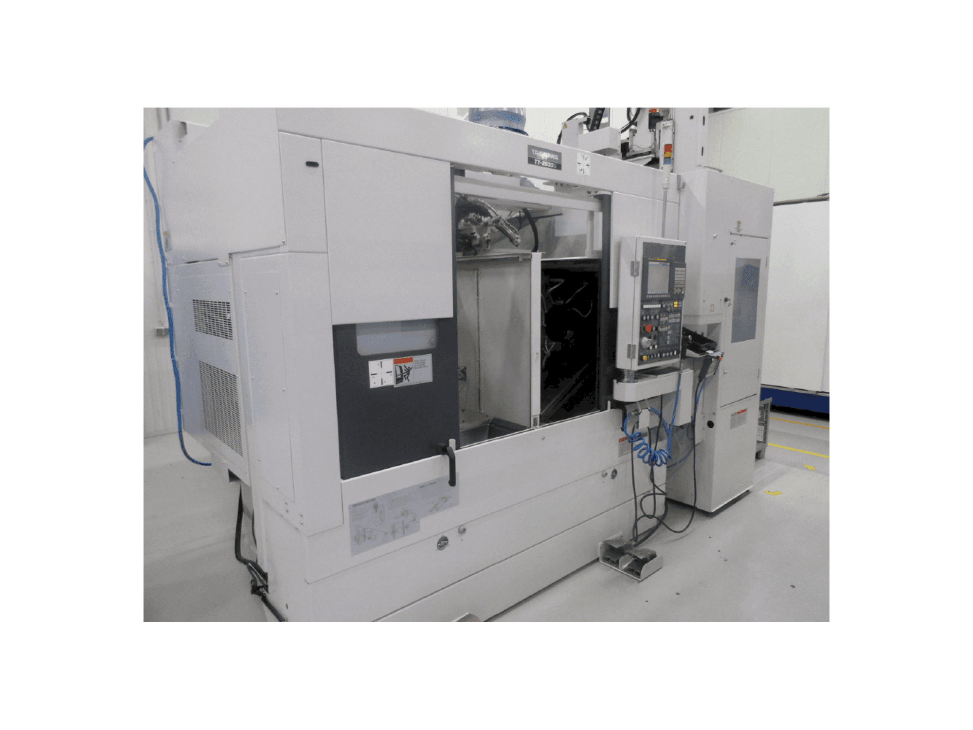 Makine Takisawa TT-2600G - Önden görünüm