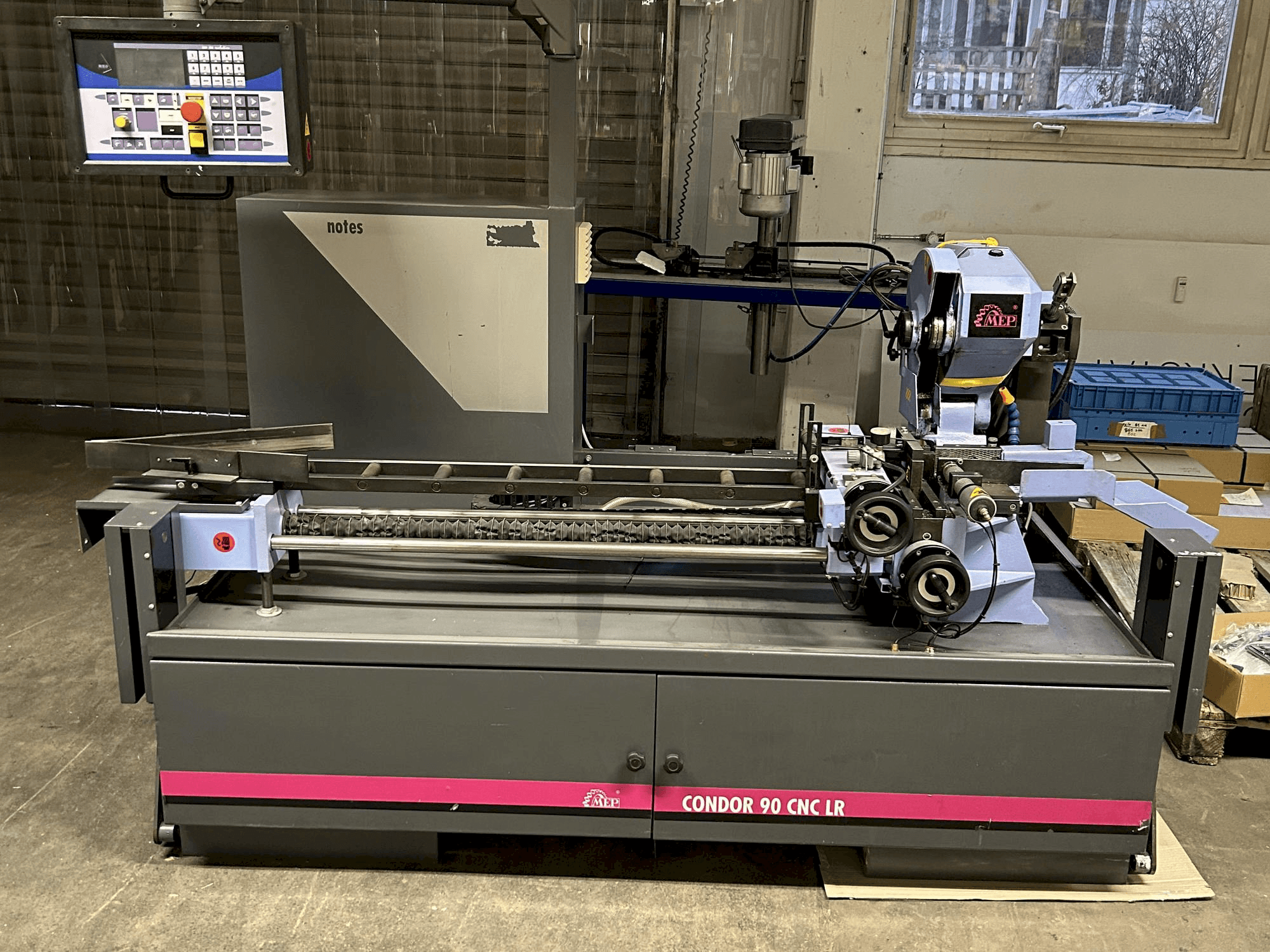 Makine MEP Condor 90 CNC LR - Önden görünüm