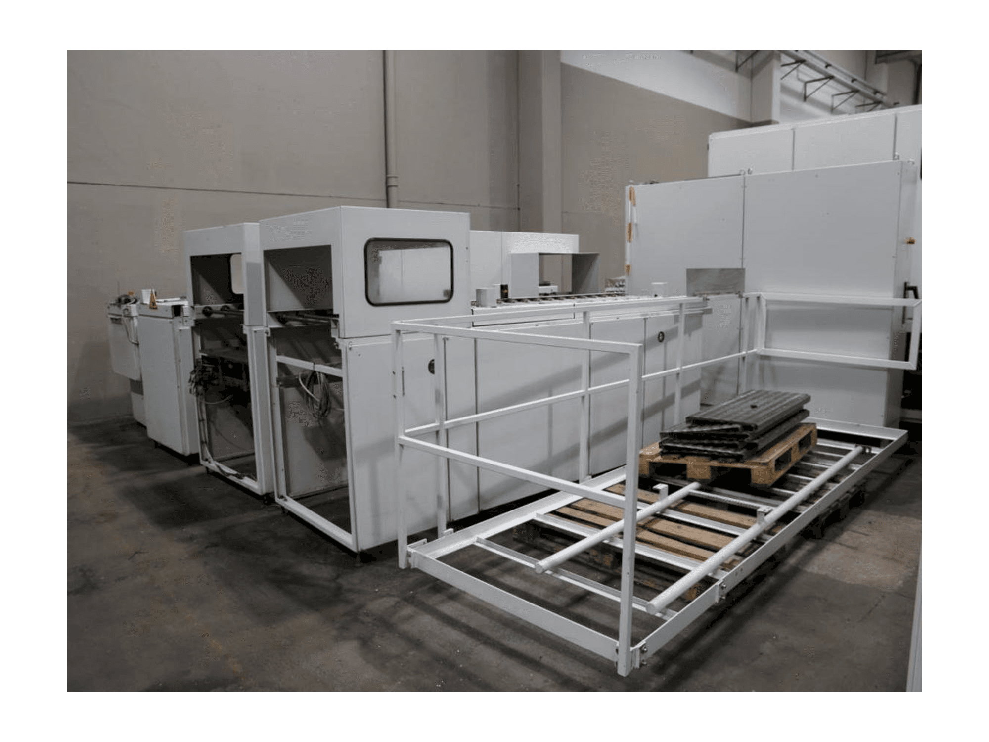 Makine REINIGUNGS / WASCHANLAGE RUT 067-048-030-04 - Önden görünüm