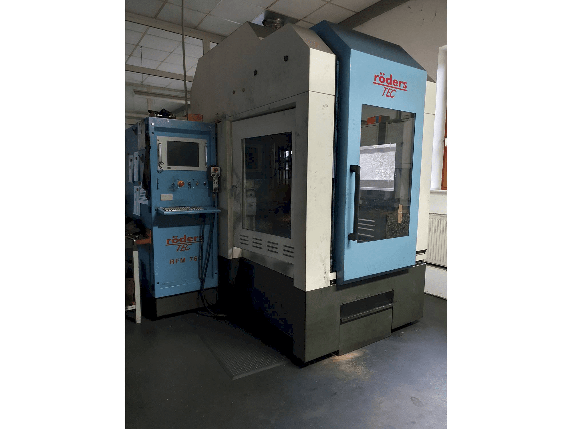 Makine Roders FRM 760/2 - Önden görünüm