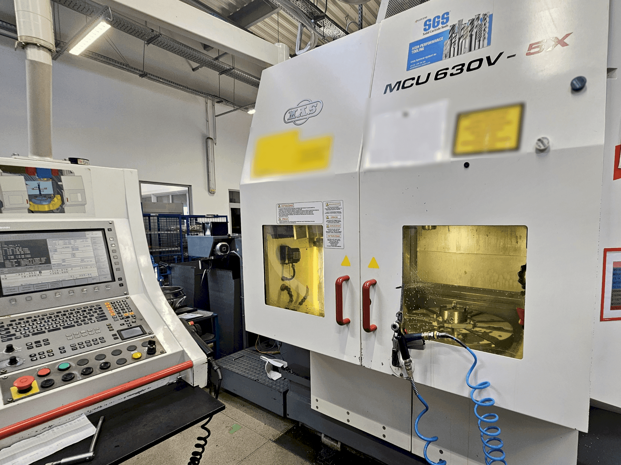 Makine KOVOSVIT MAS MCU 630V-5X - Yan görünüm