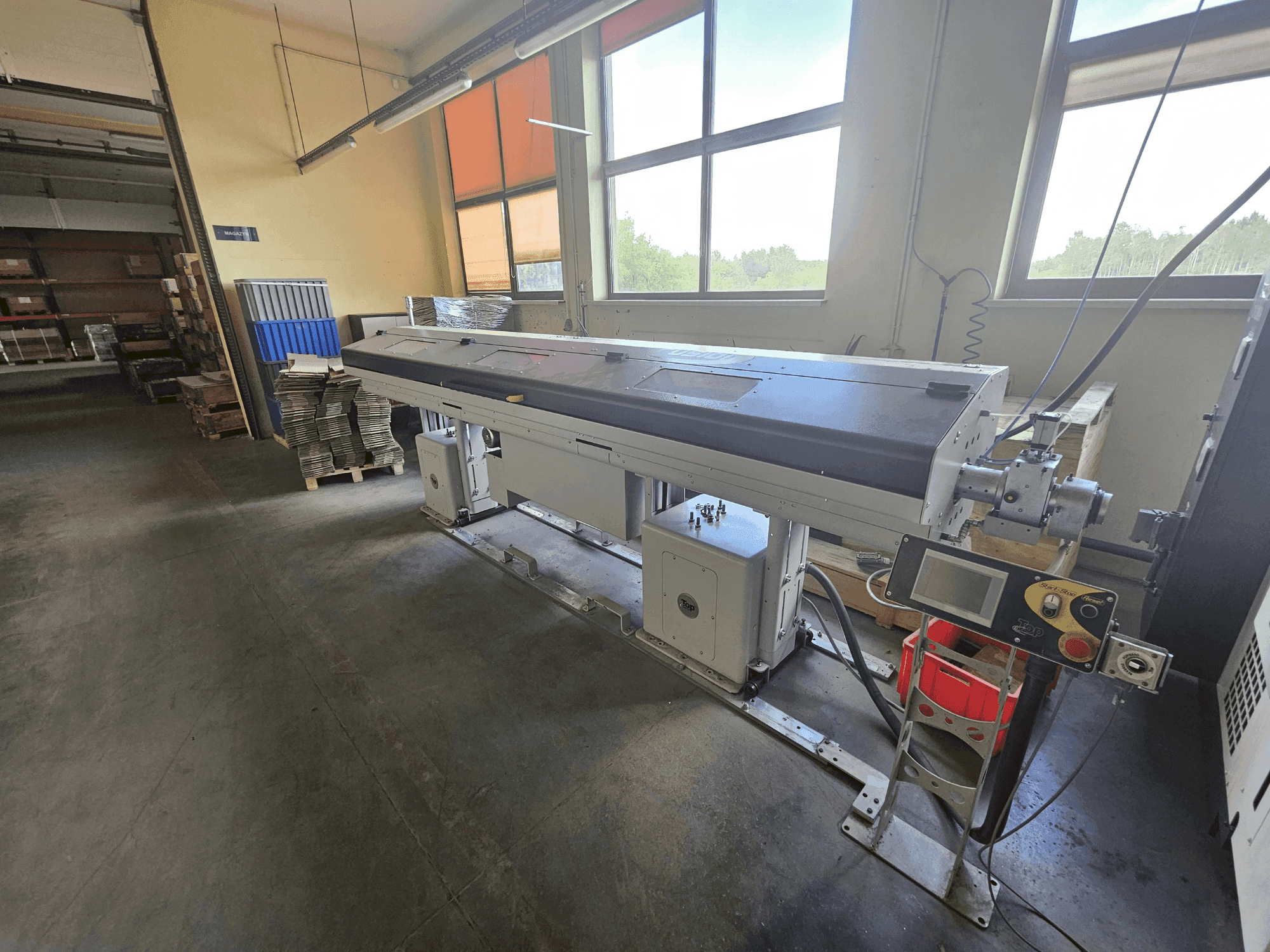 Makine TOP Automazioni FUSION 352 SX - Önden görünüm