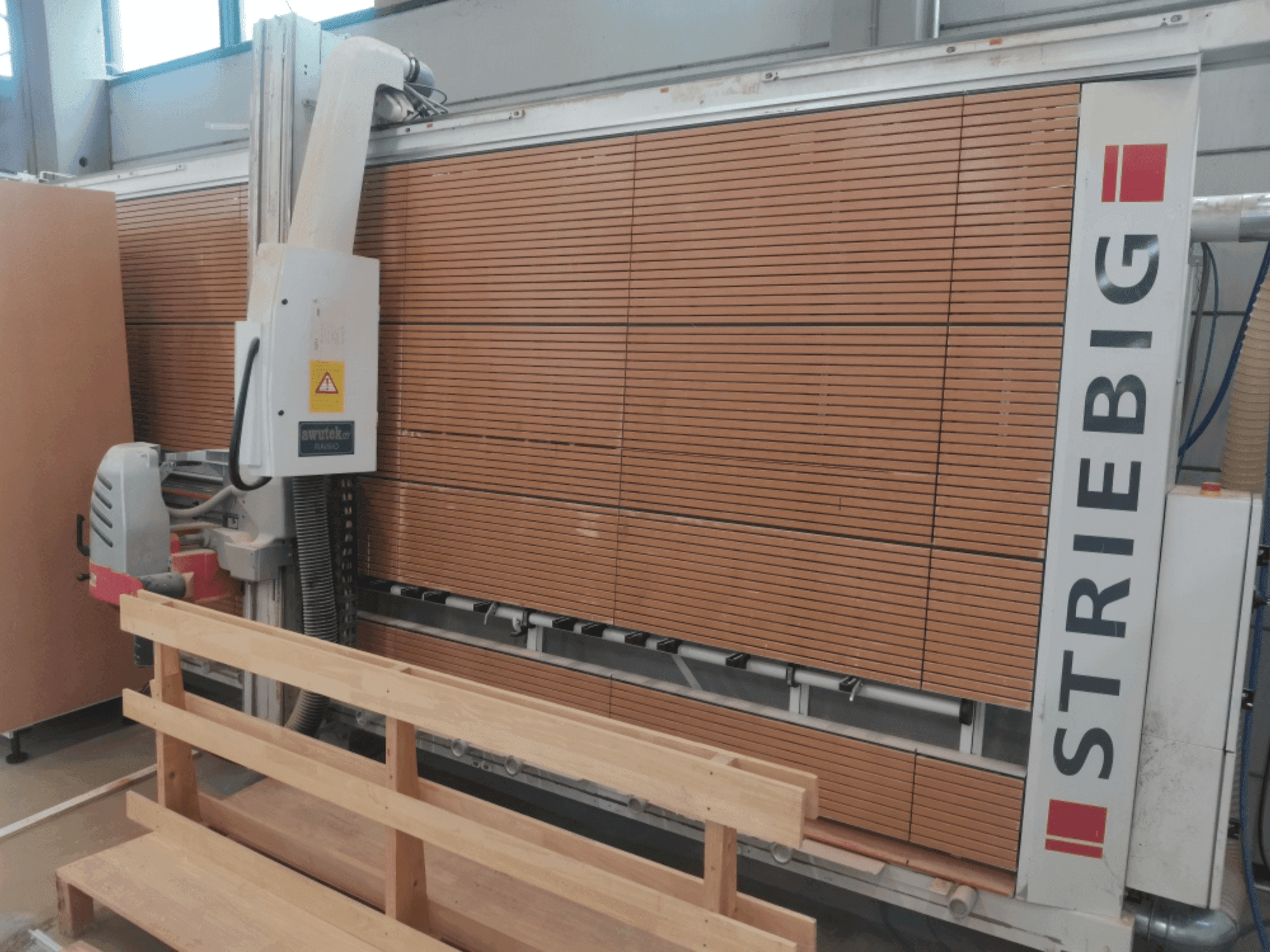 Makine STRIEBIG CONTROL 6224 - Önden görünüm