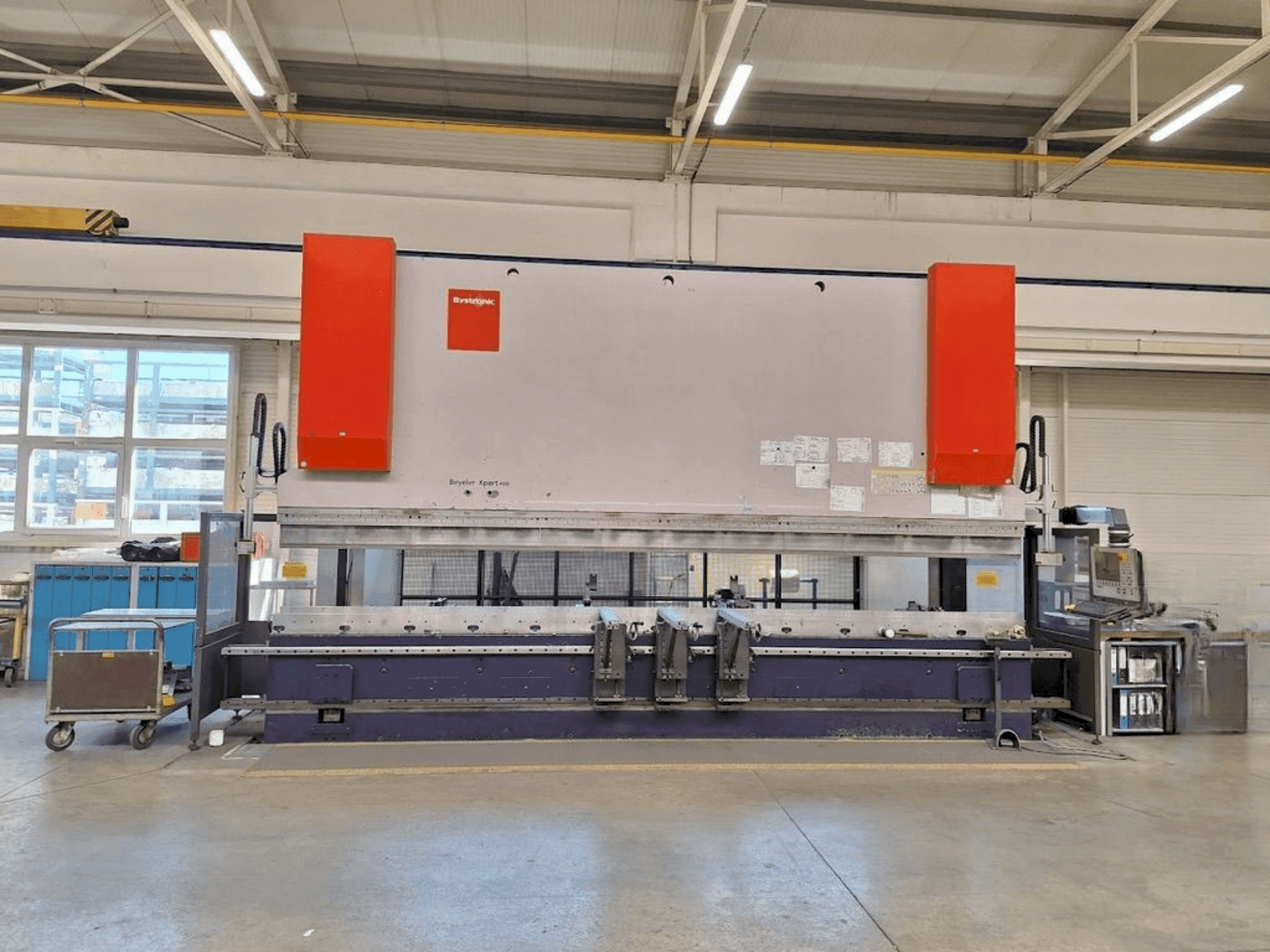 Makine Bystronic BEYELER XPERT 400 x 6200 - Önden görünüm