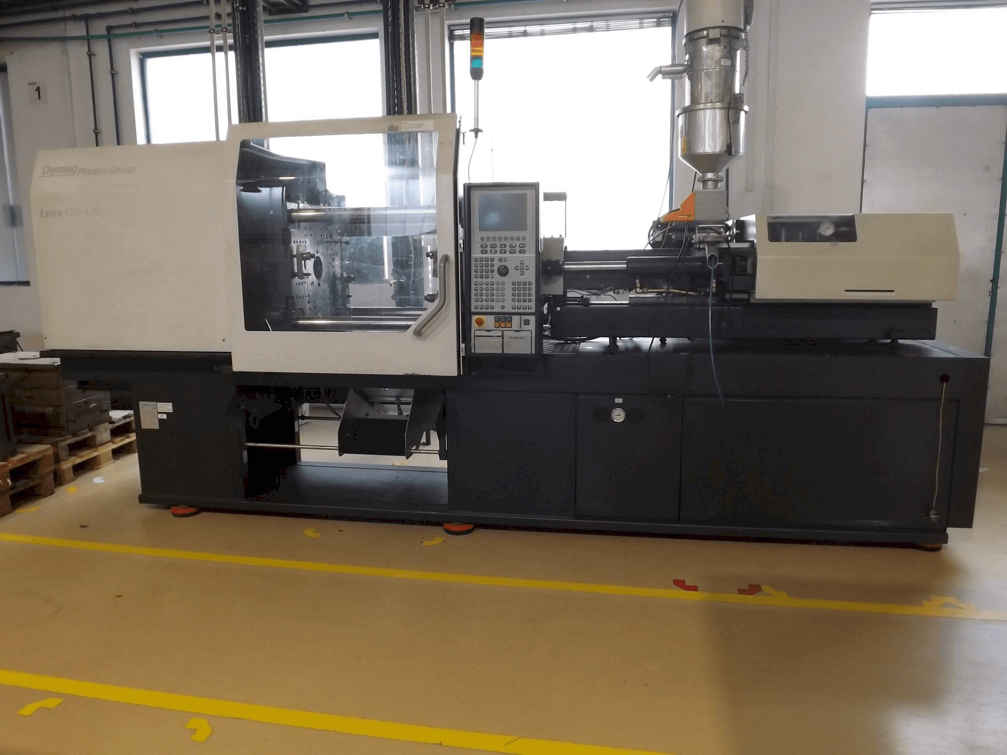 Makine DEMAG Extra 120-430 - Önden görünüm