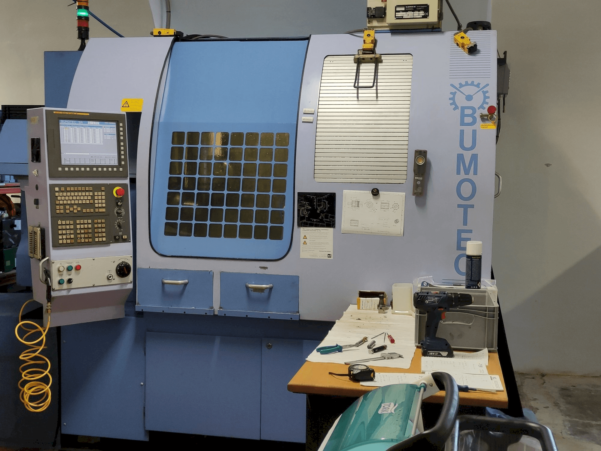 Makine Bumotec S-192FT - Önden görünüm