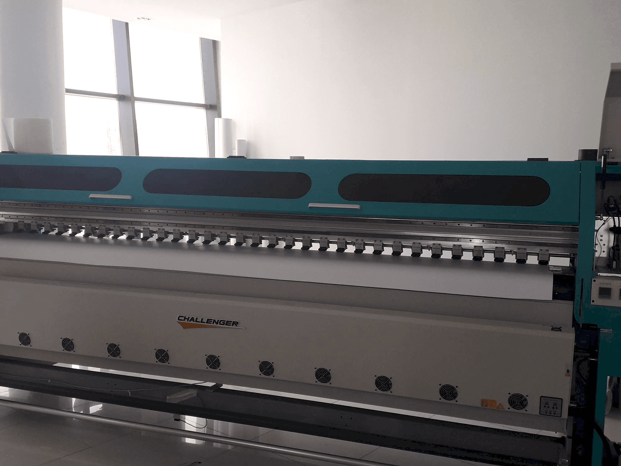 Makine Challenger FY-3200AT Plus-H4 - Önden görünüm