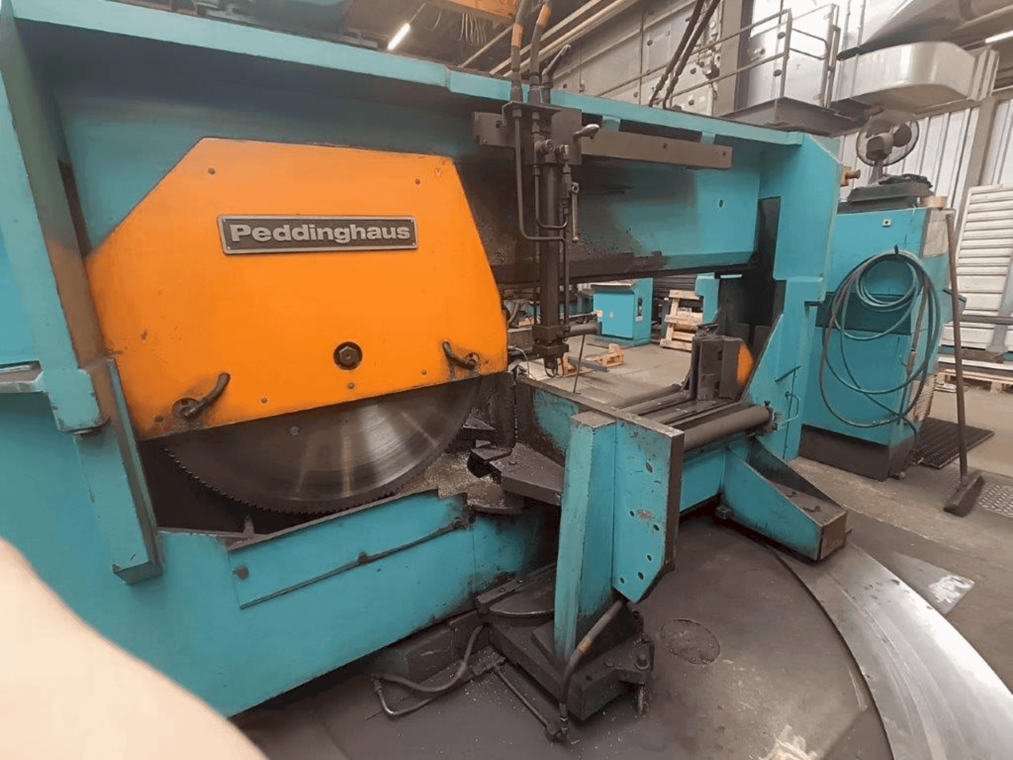 Makine Peddinghaus TDK 1000/9E - Önden görünüm