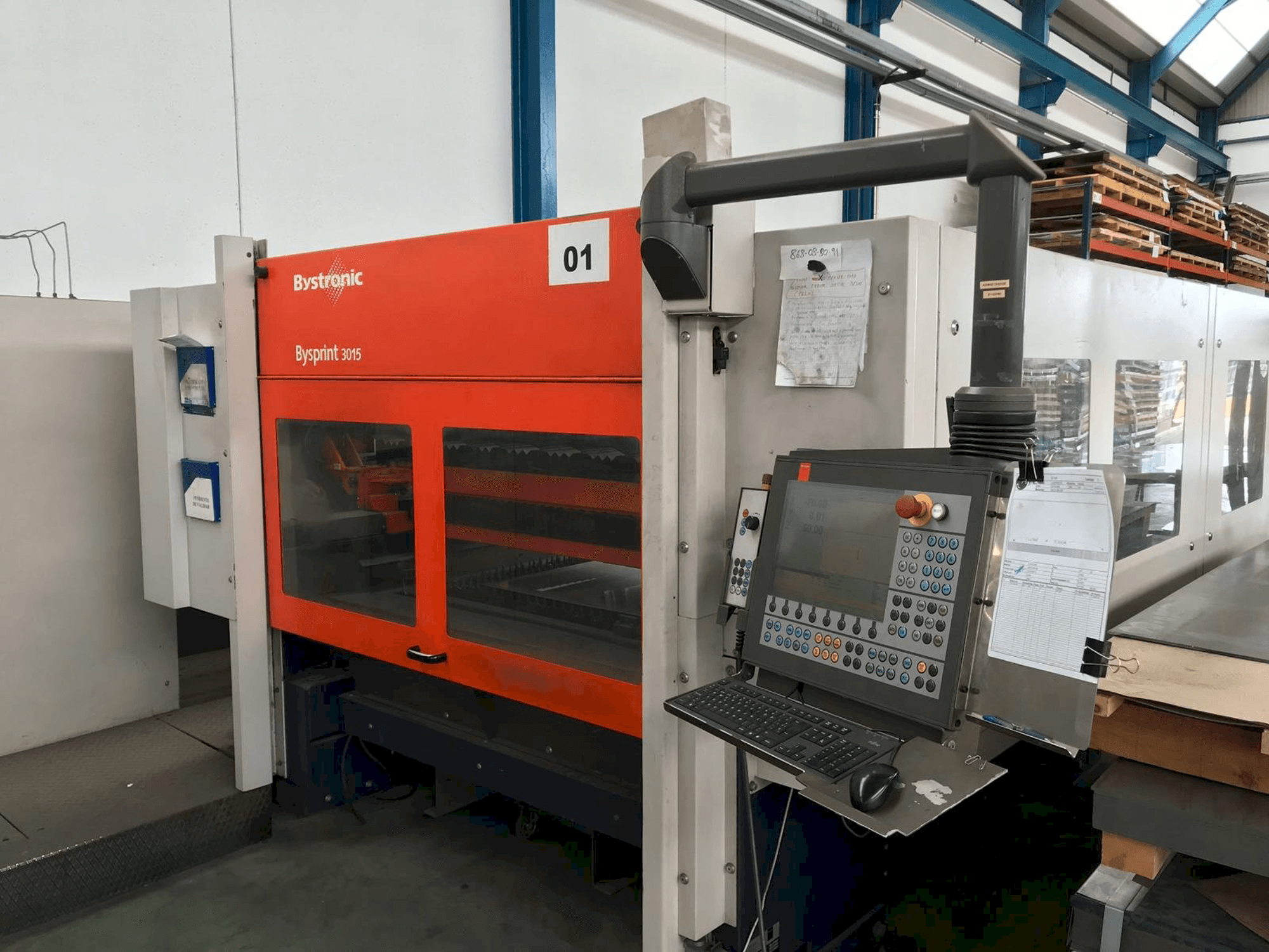 Makine Bystronic Bysprint 3015 - Önden görünüm