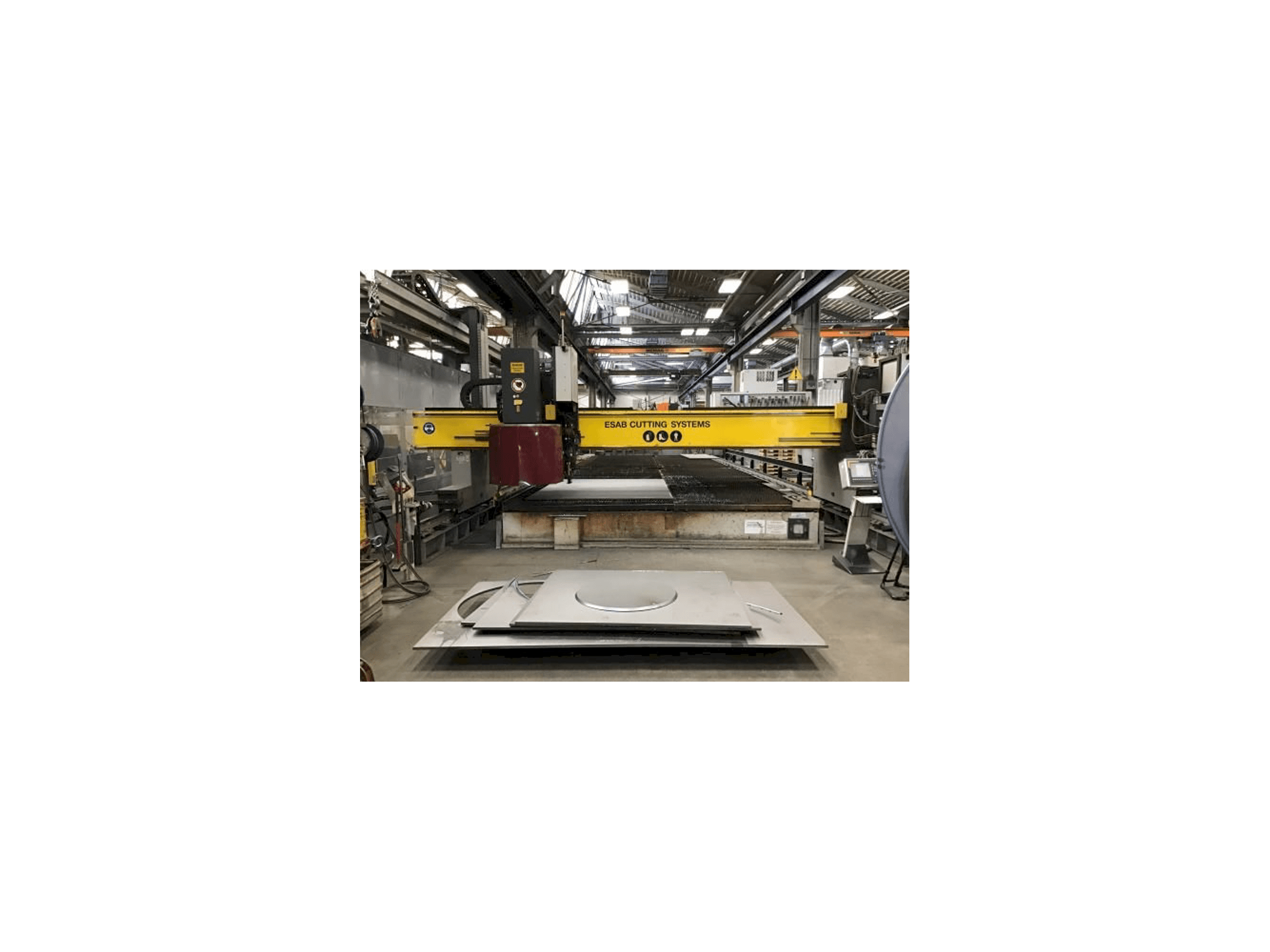 Makine ESAB NXB 6500 - Önden görünüm