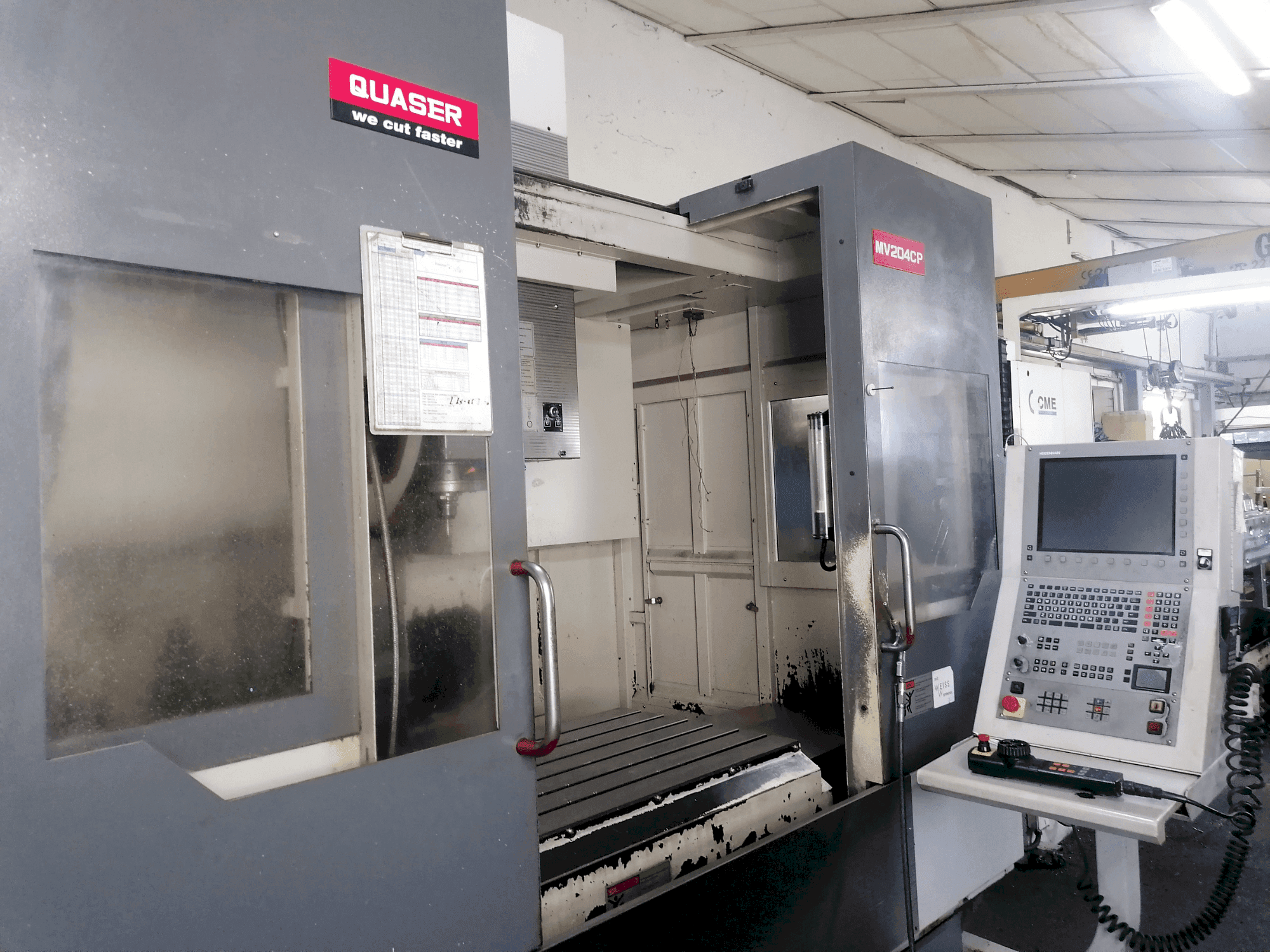 Makine Quaser MV 204 CP - Önden görünüm