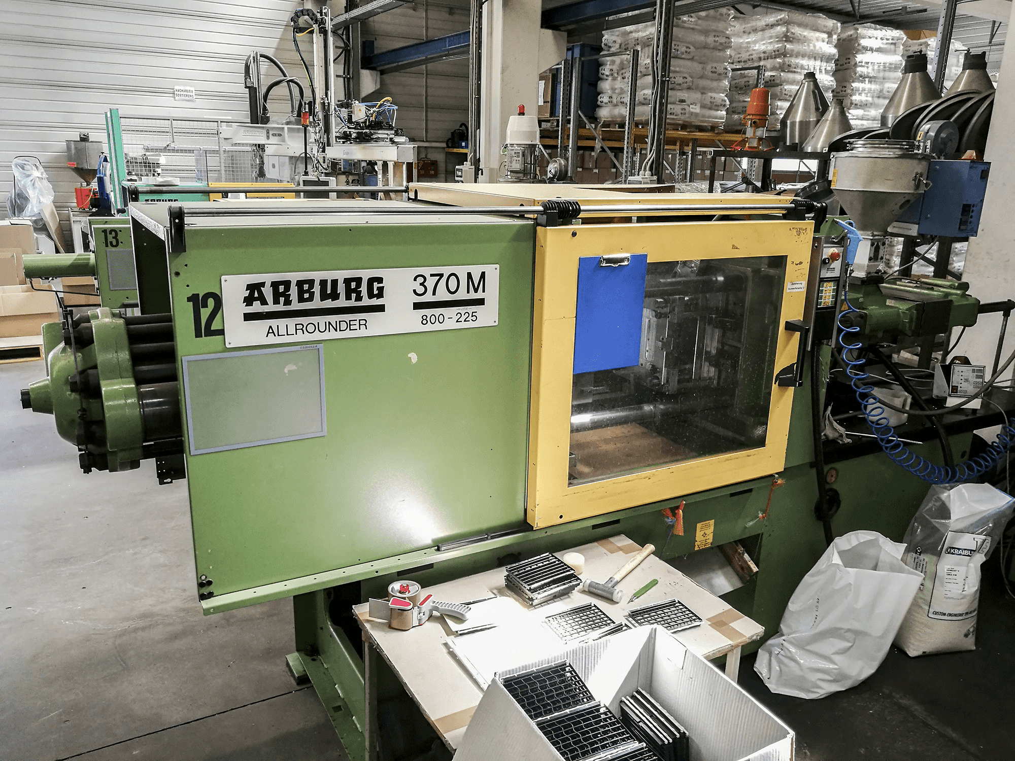 Makine Arburg - Önden görünüm 370M 800-225