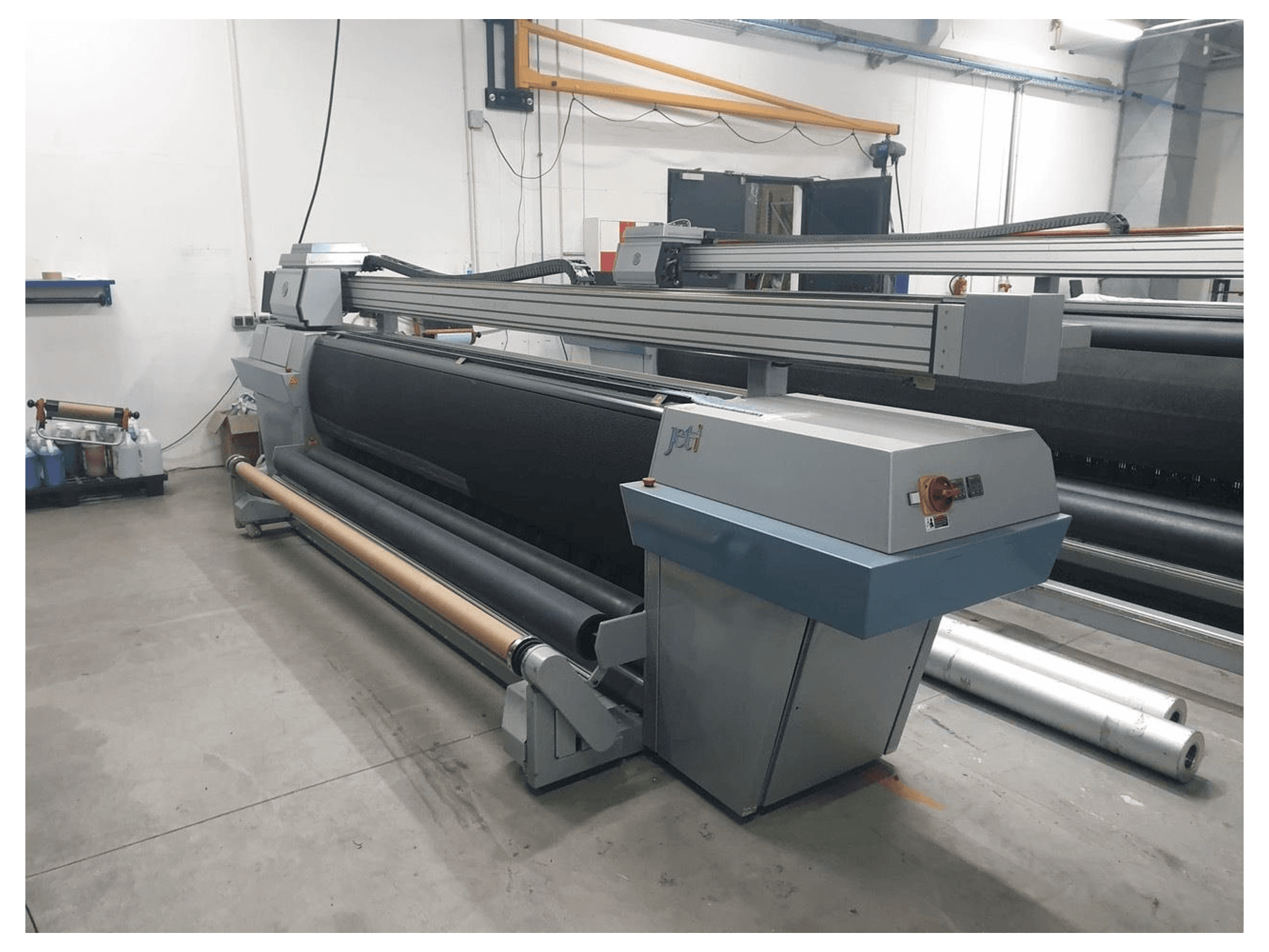 Makine JETI 3300 - Önden görünüm